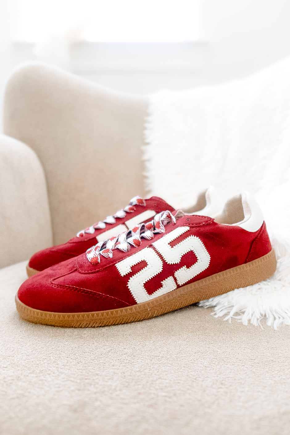 ShuShop: Retro 25 Sneaker - Burgundy no