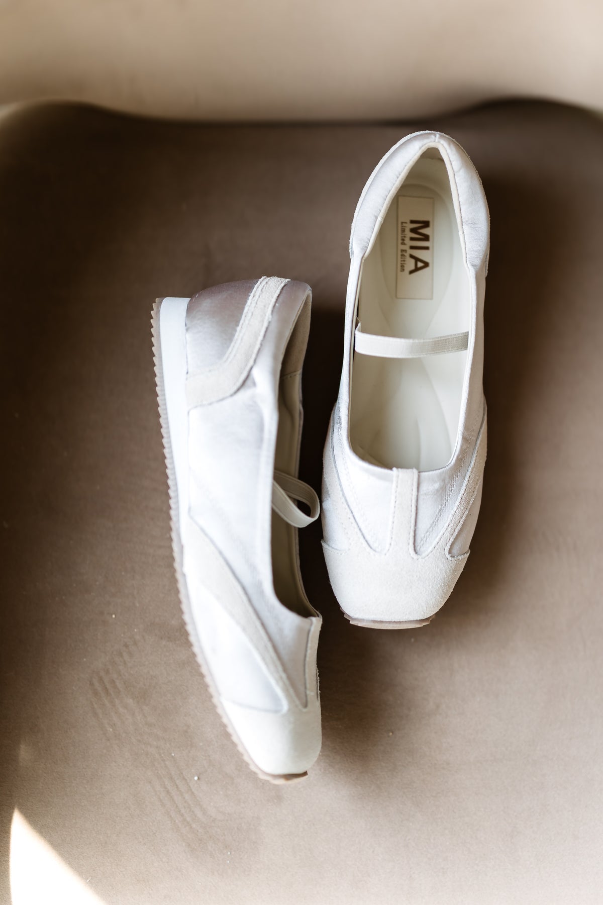 MIA: Via Flat - Champagne/Cream