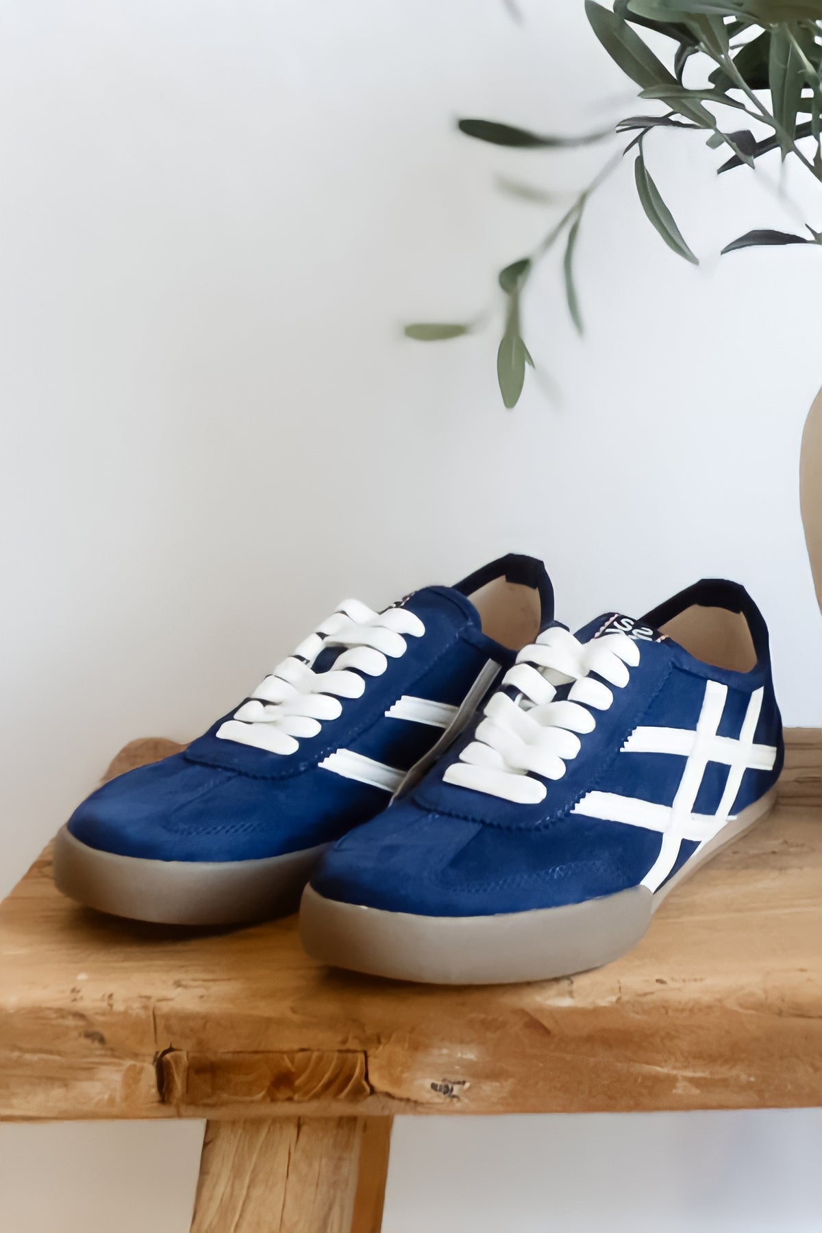 ShuShop: Polly Sneaker - Navy Suede