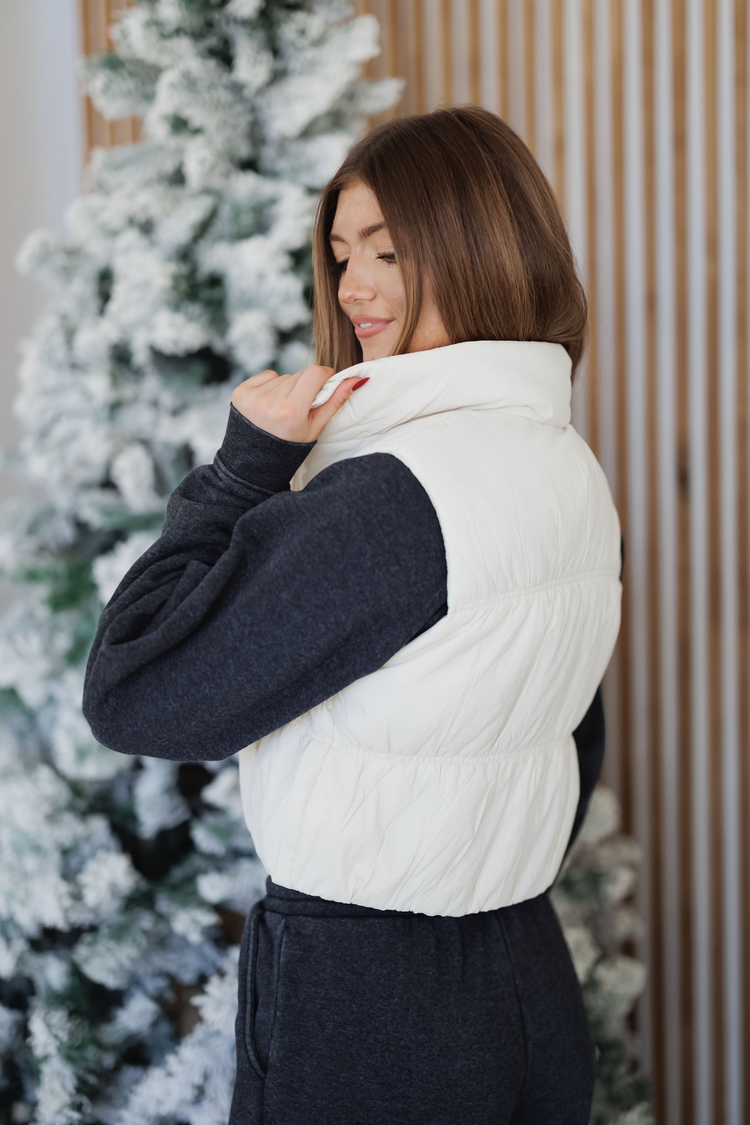 Bridgette Cropped Puffer Vest-Ivory