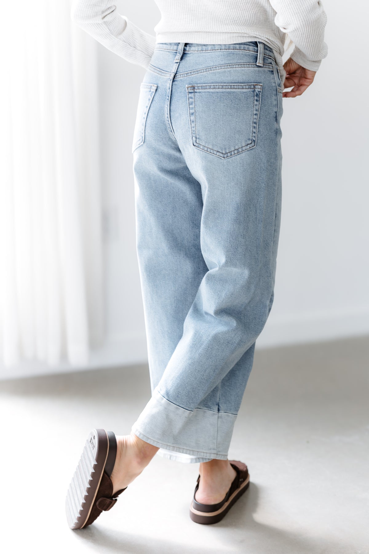 Sutton Two Toned Slim Wide Jeans