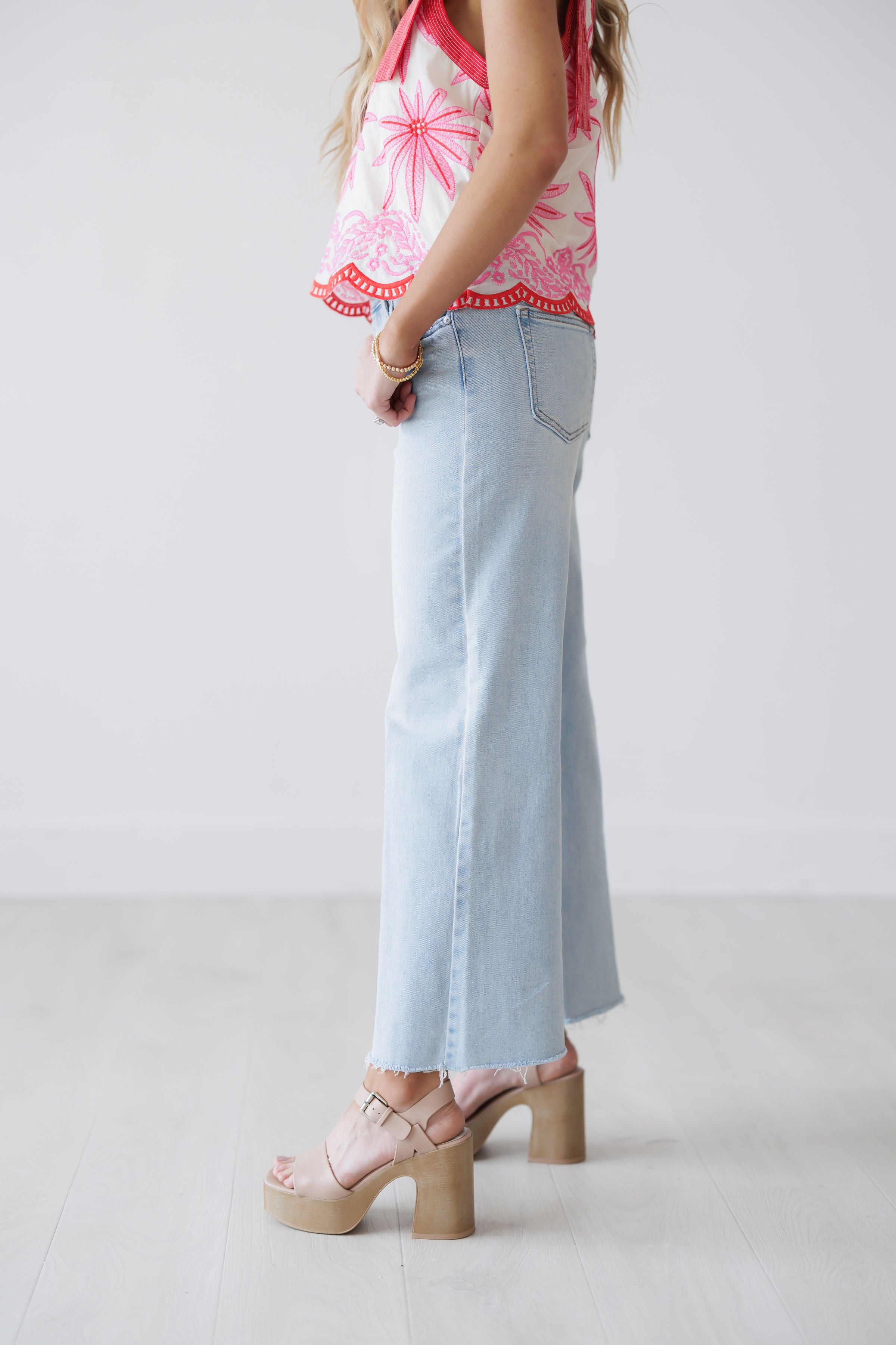 Caden Slim Wide Leg Jeans - Lt. Denim