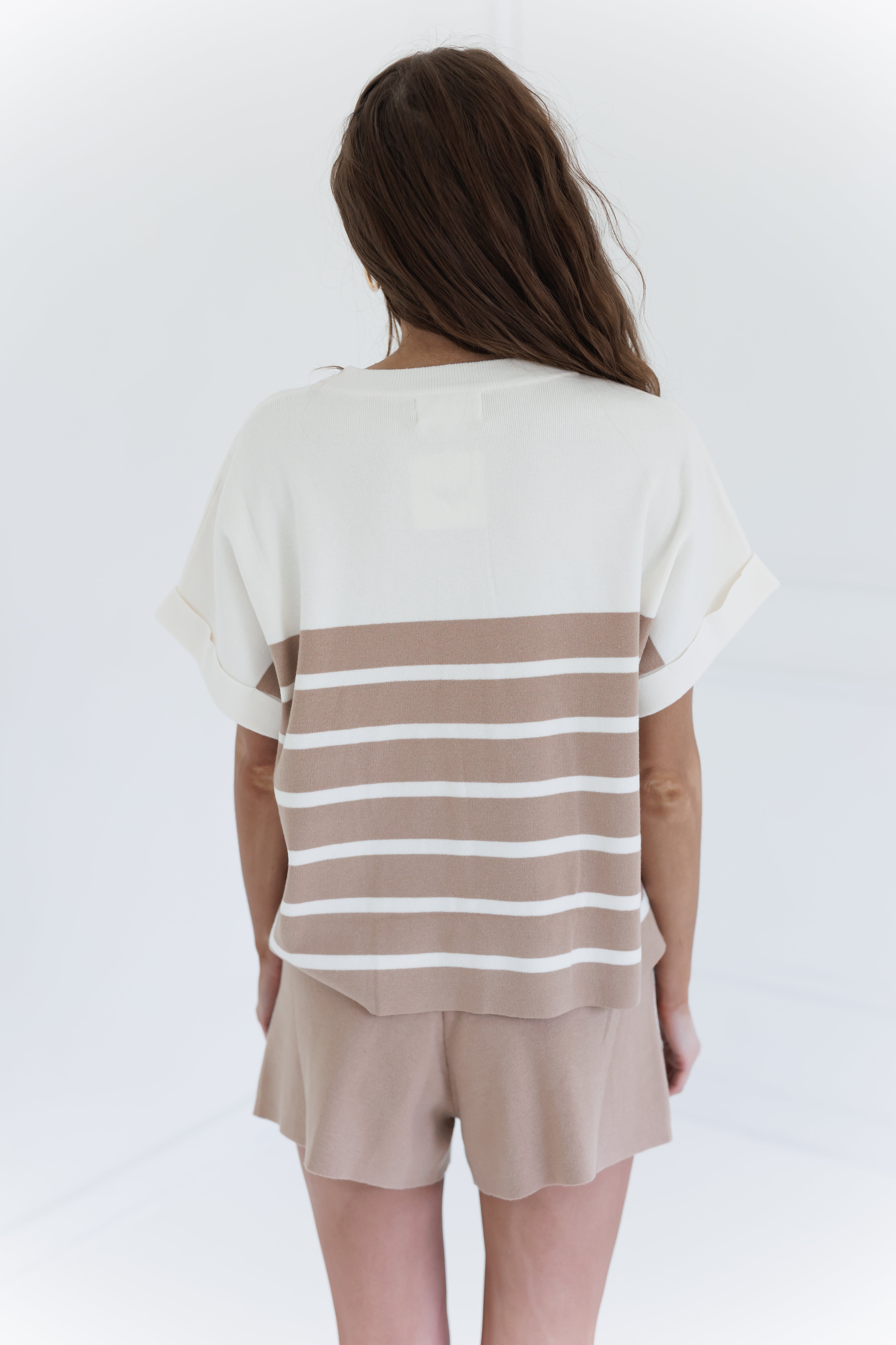 Feel The Vibe Top - Cream/Biscuit
