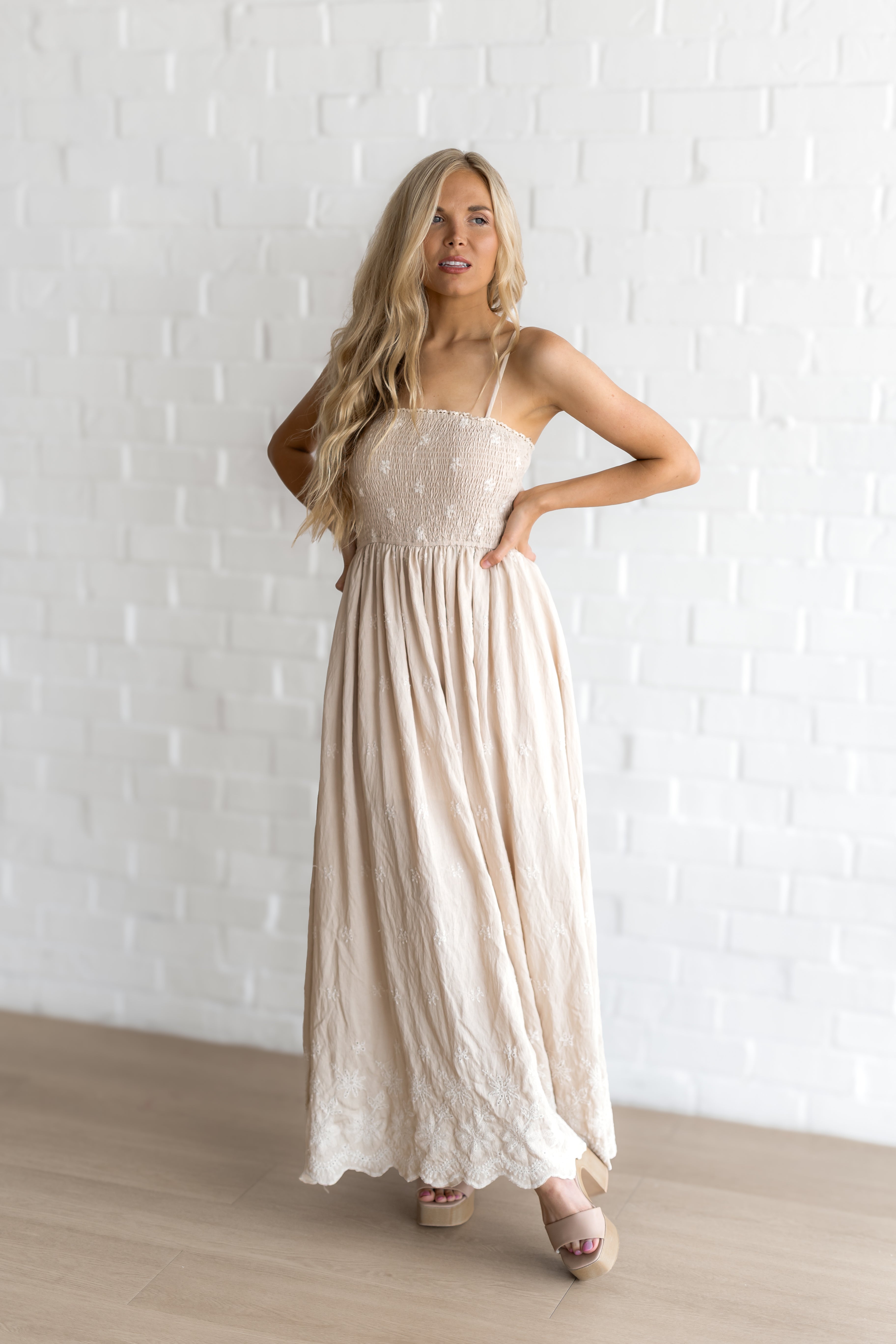 Hillsdale Dress - Beige/Cream