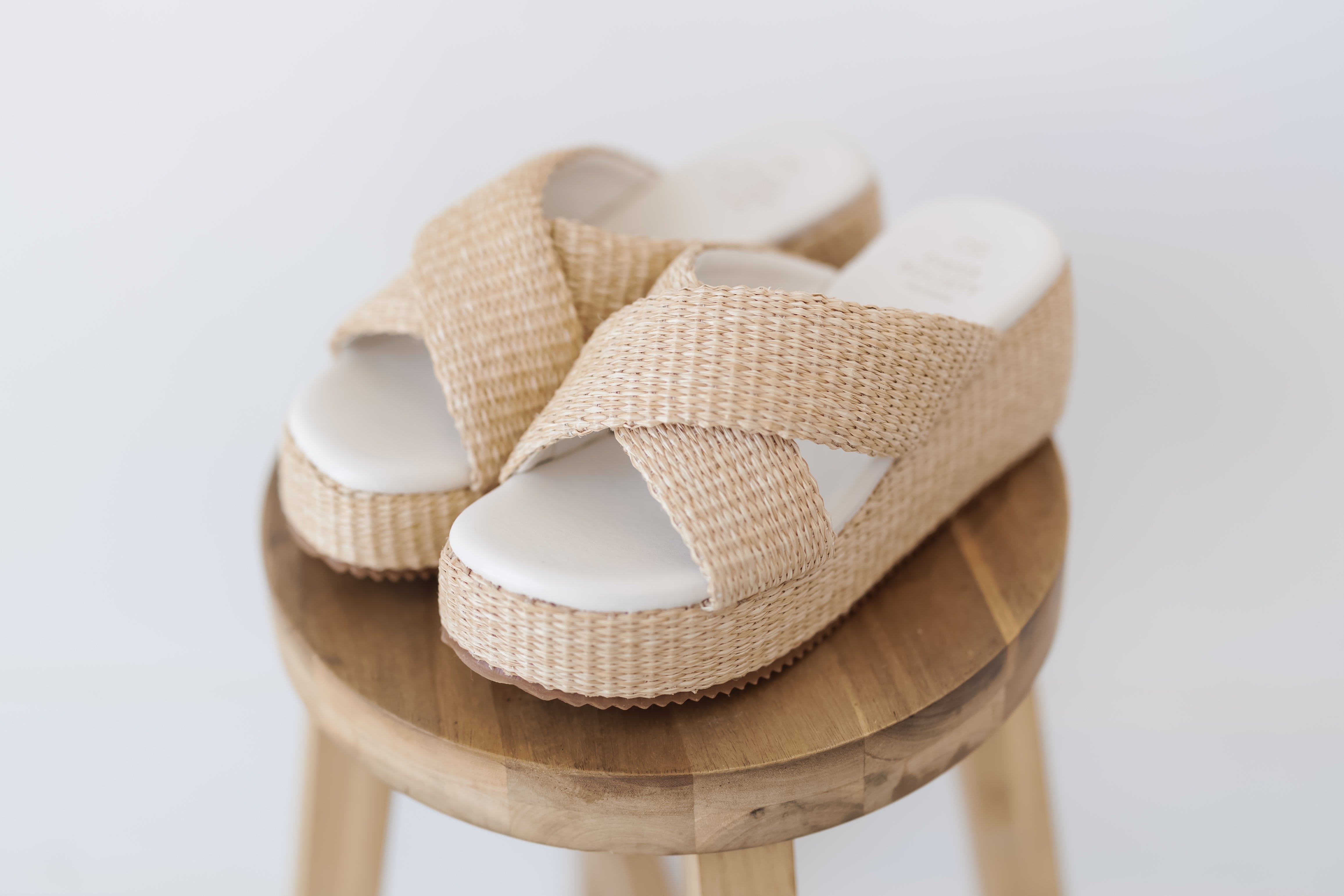 Oasis Society:  Fresno Platform Sandal - Natural