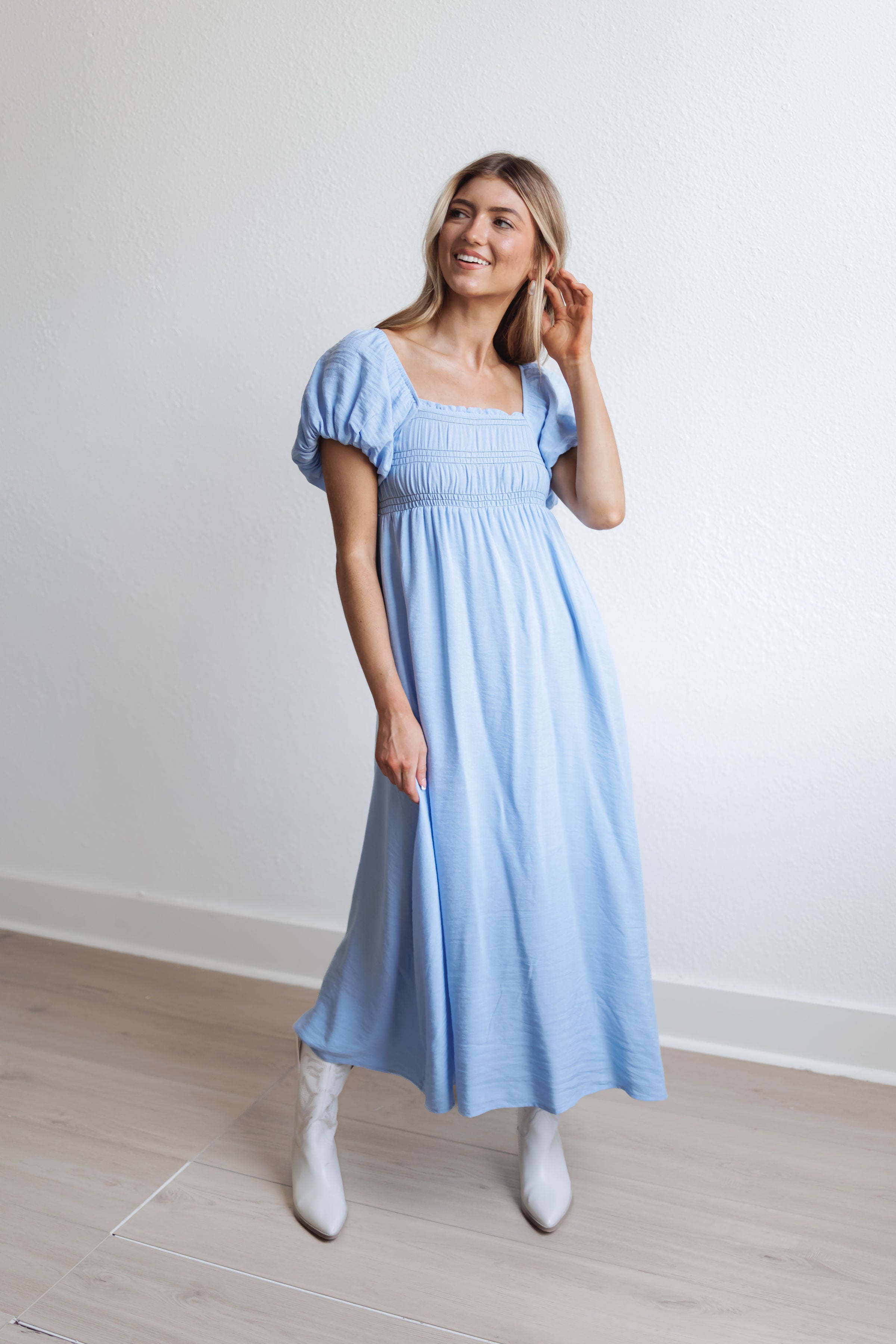 Annabelle Dress - Baby Blue