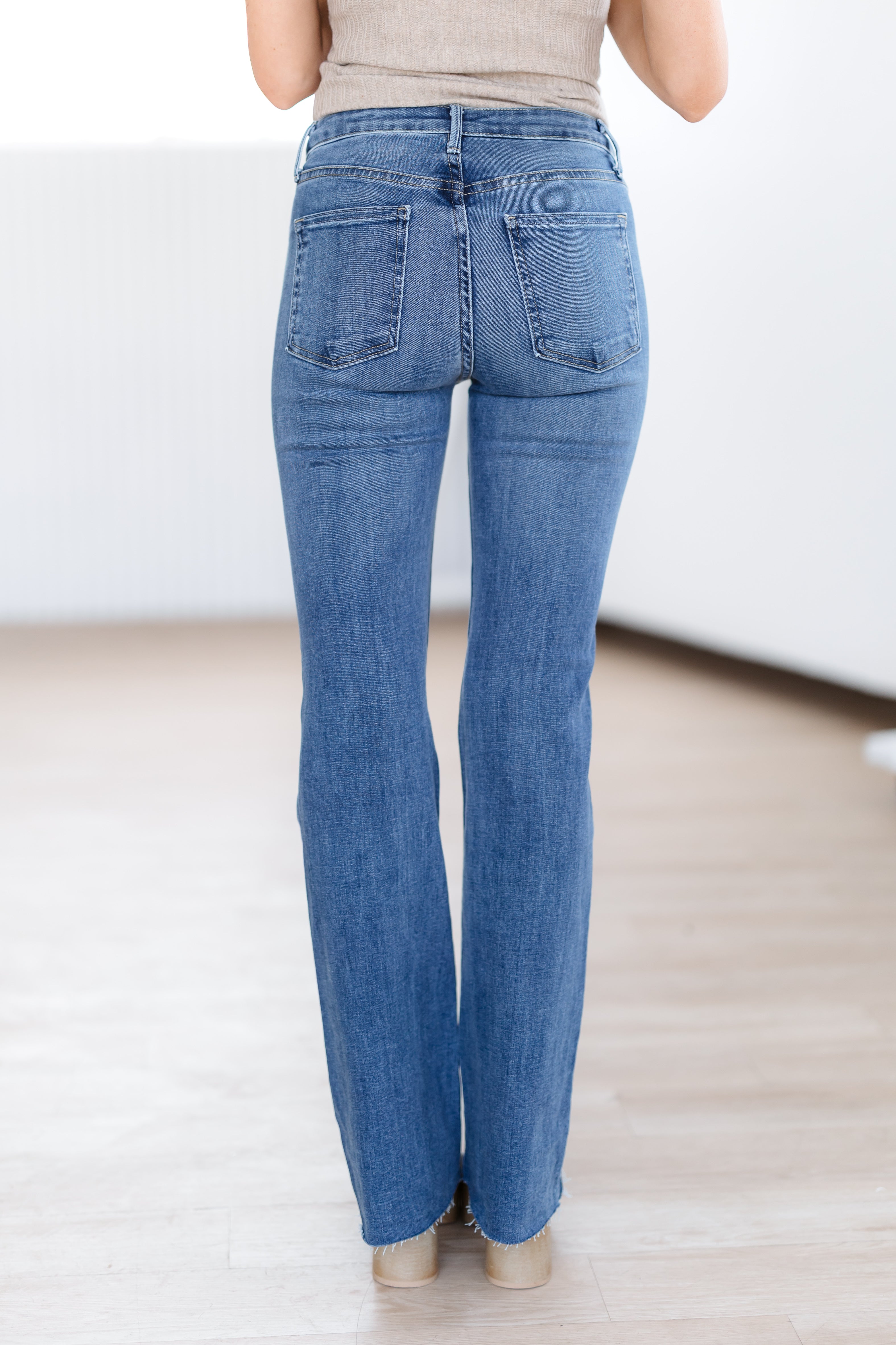 Andrew HR Scissor Cut Flare Jeans - Medium Wash