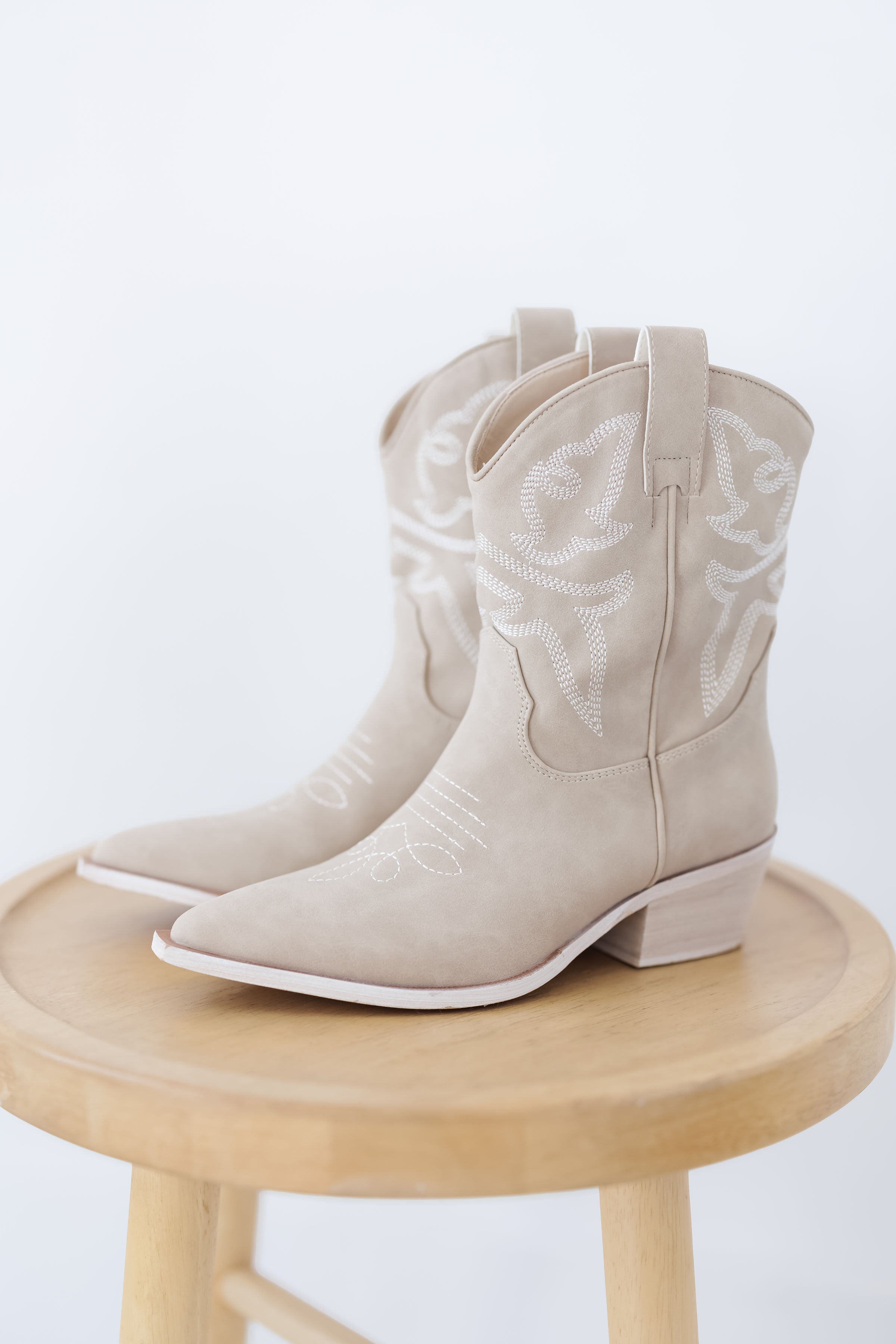 Mi.iM: Claire Boots - Beige