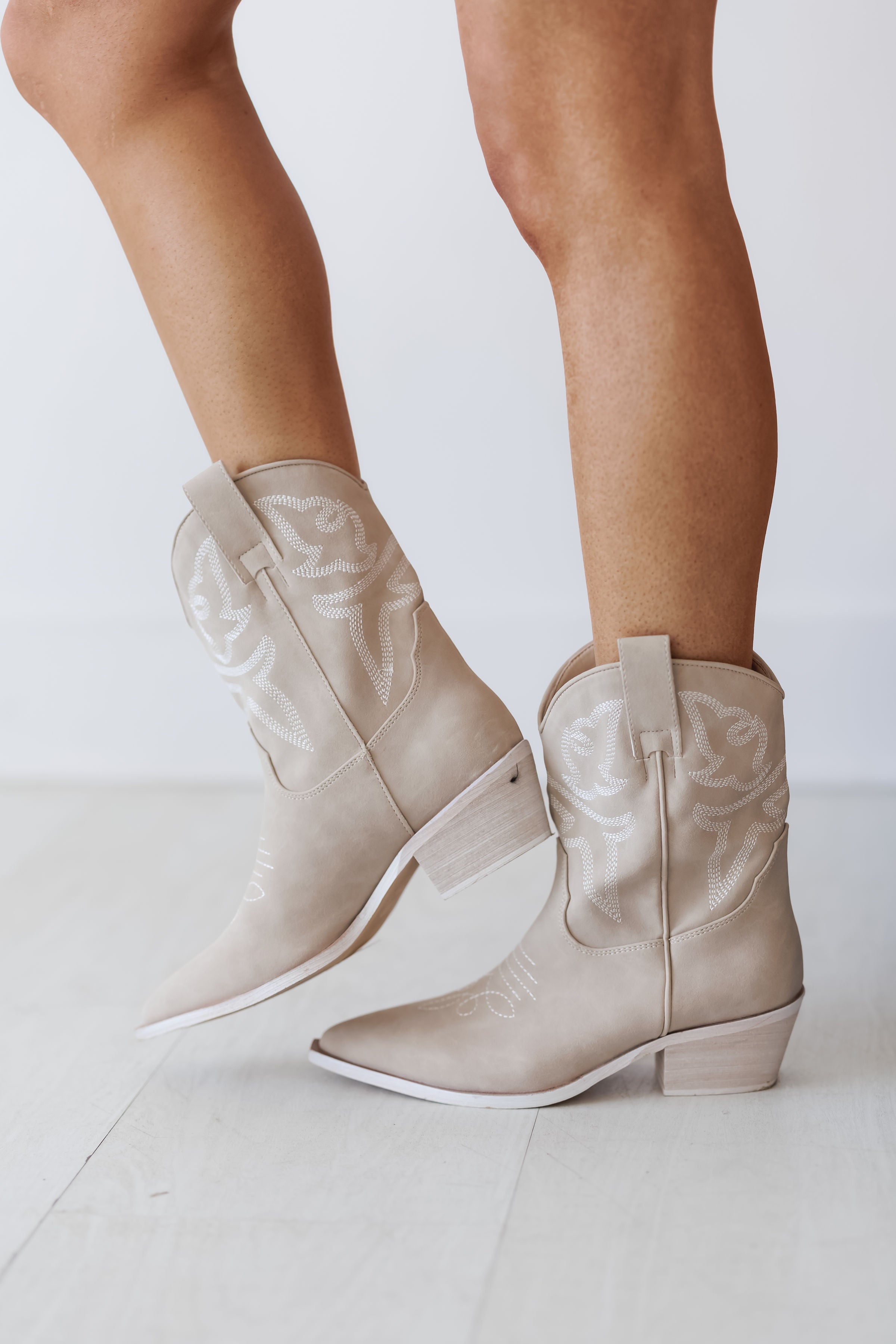 Mi.iM: Claire Boots - Beige