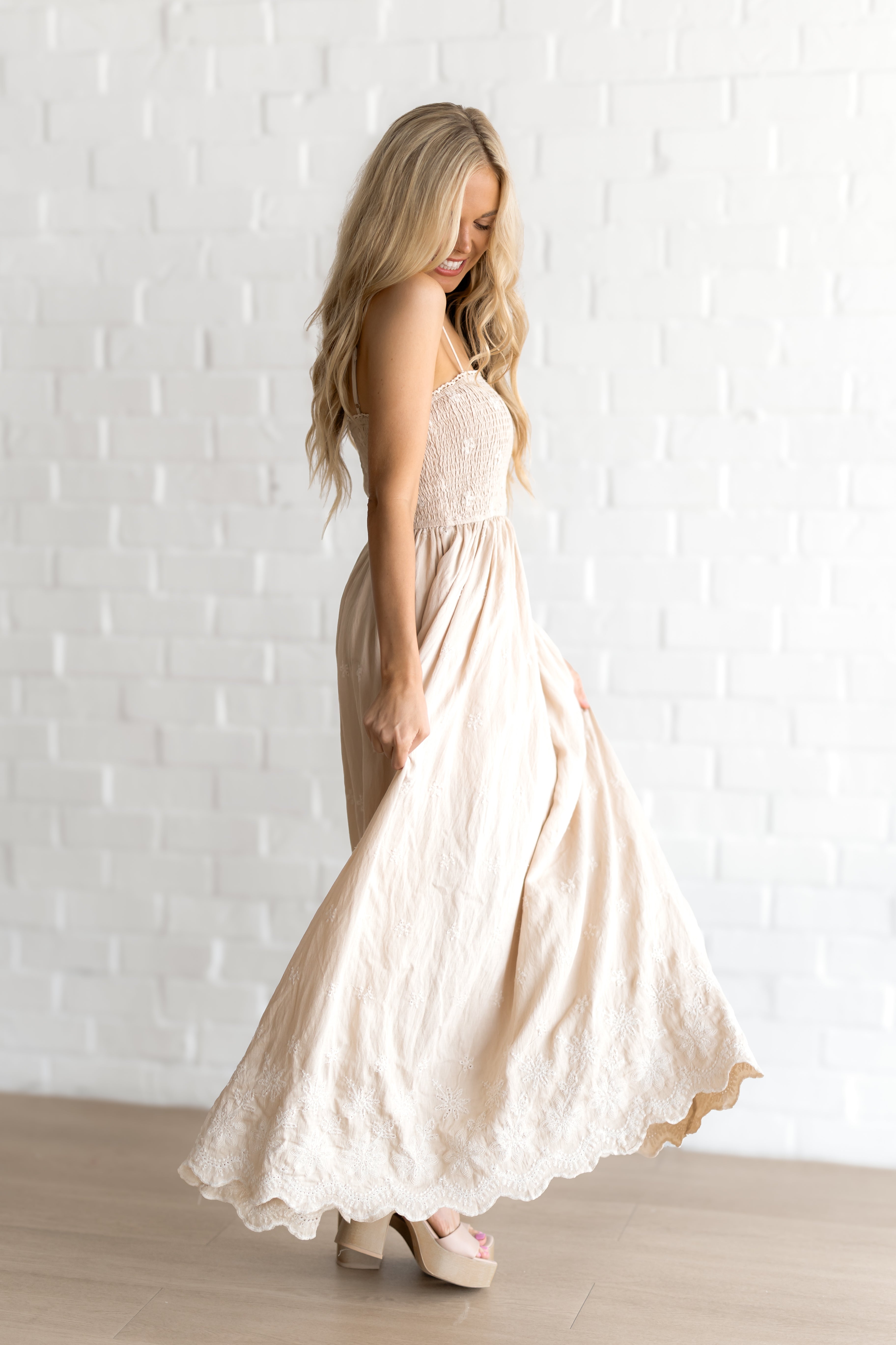 Hillsdale Dress - Beige/Cream