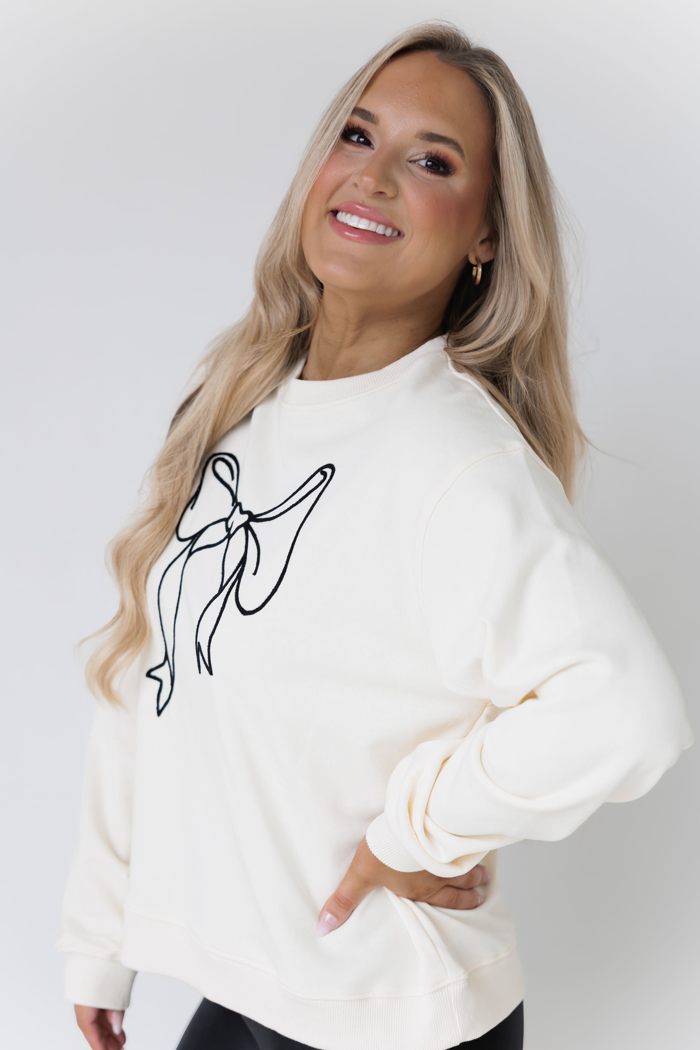 Simply Tied Pullover - Cream/Black