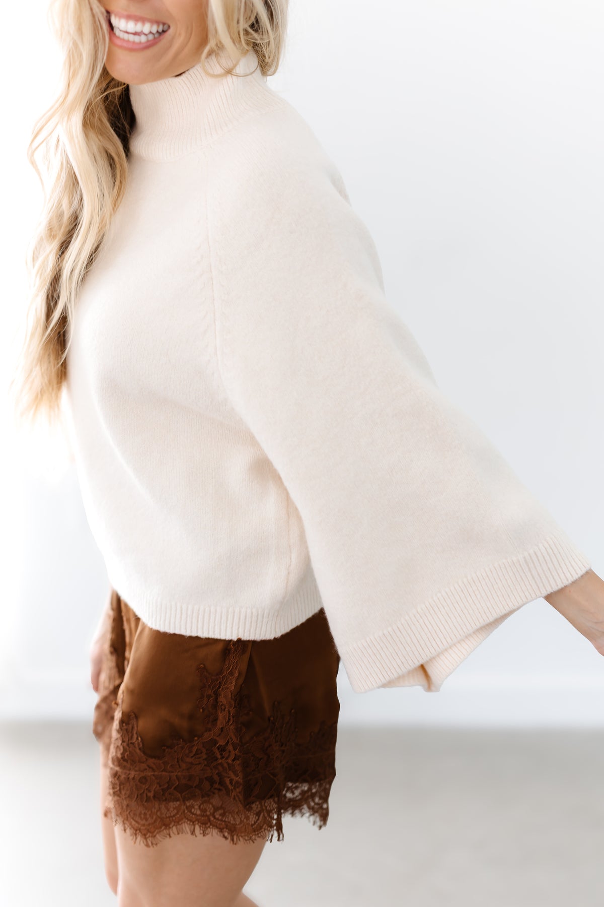 Chase The Horizon Sweater
