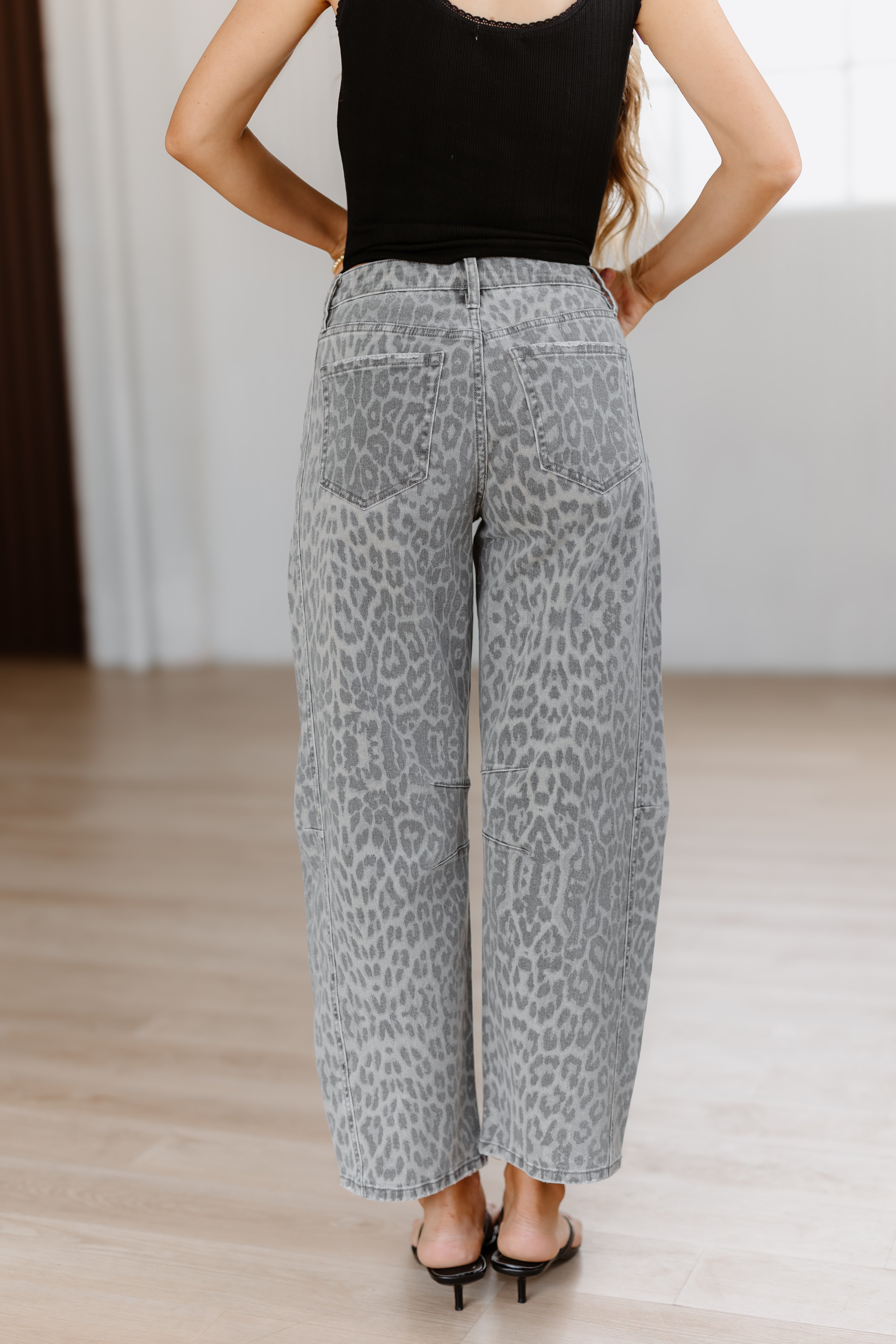 Austin High Rise Leopard Barrel Jeans