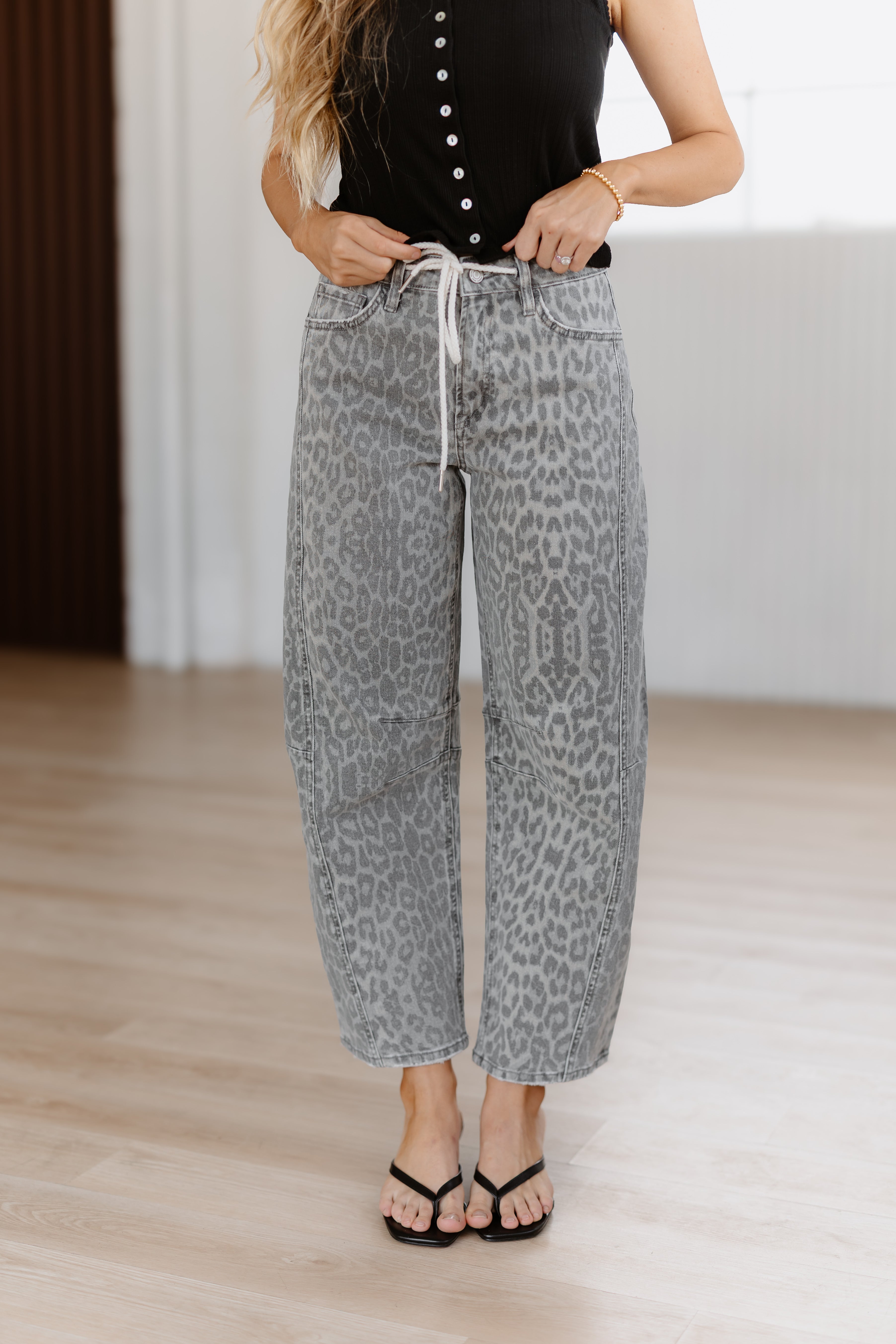 Austin High Rise Leopard Barrel Jeans