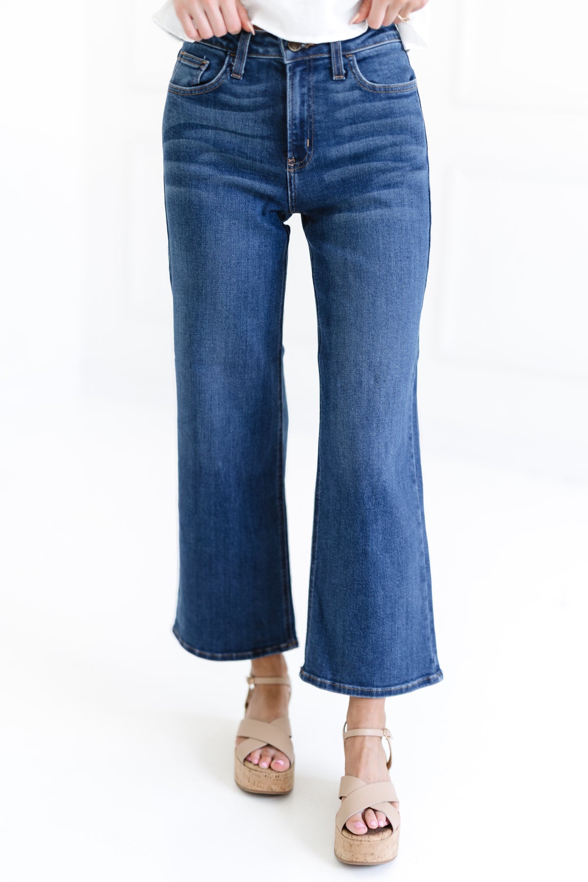 Chase HR Wide Leg Jeans