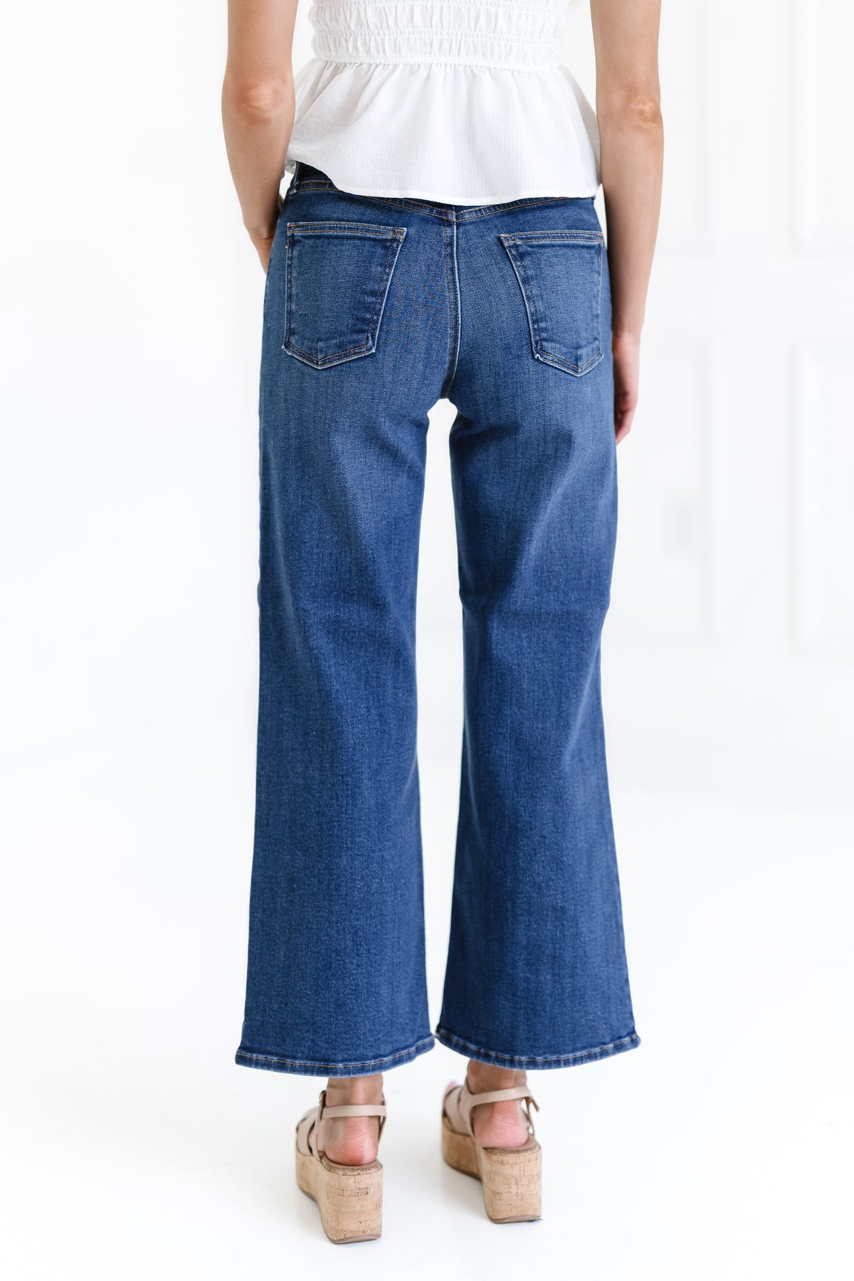 Chase HR Wide Leg Jeans