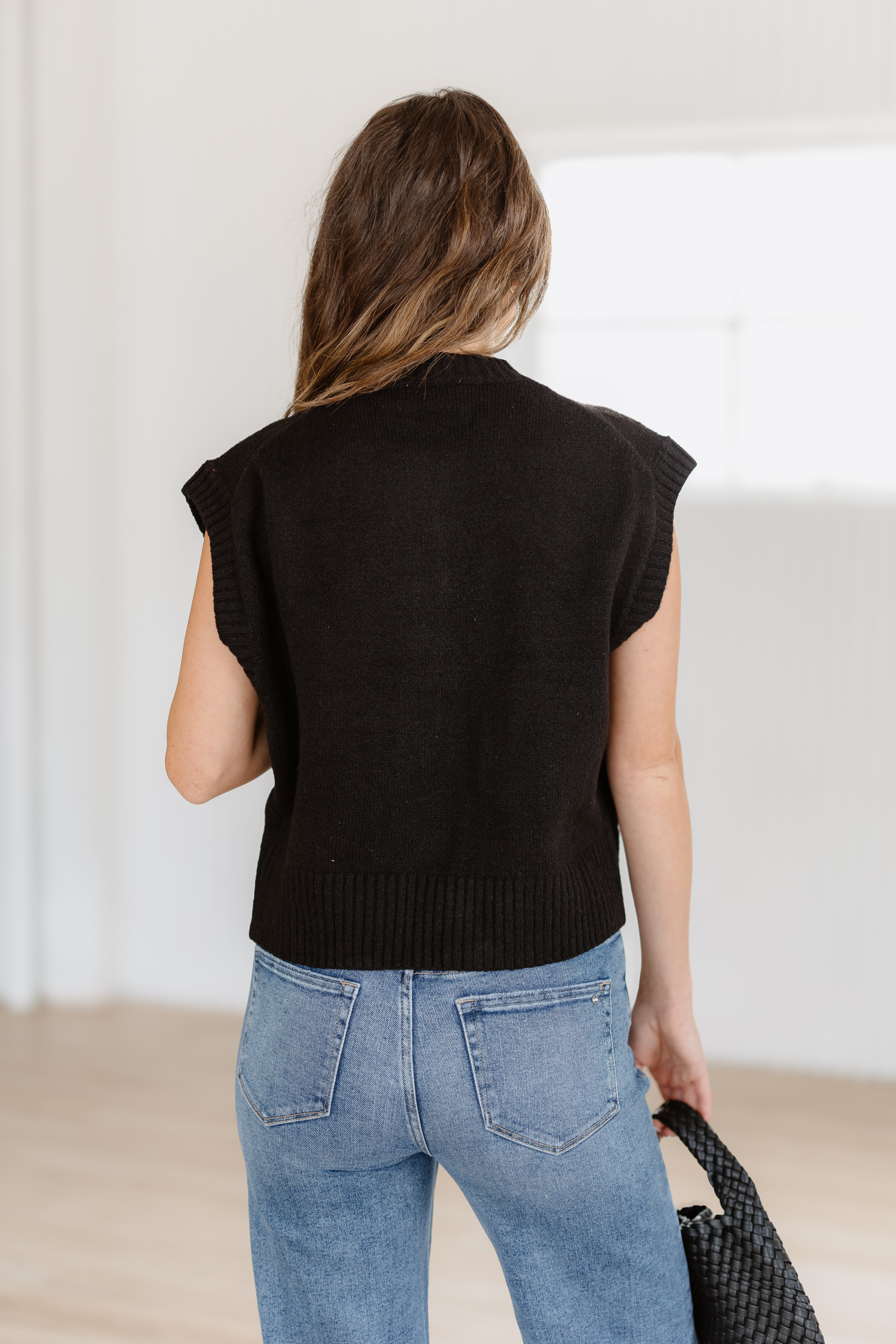 Northern Chill Sweater Vest - Black