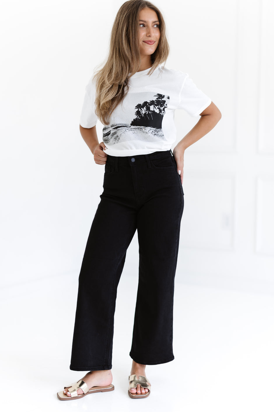 Finn HR Wide Leg Jeans