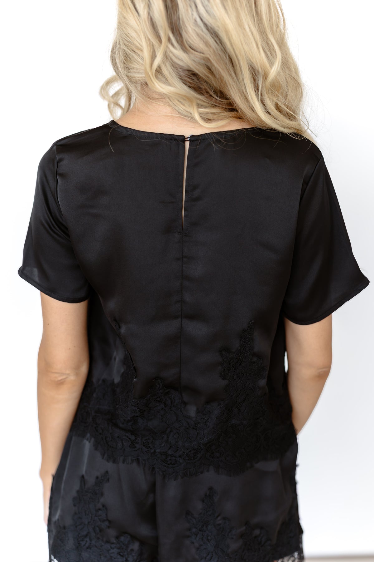 Chill Moment Top - Black
