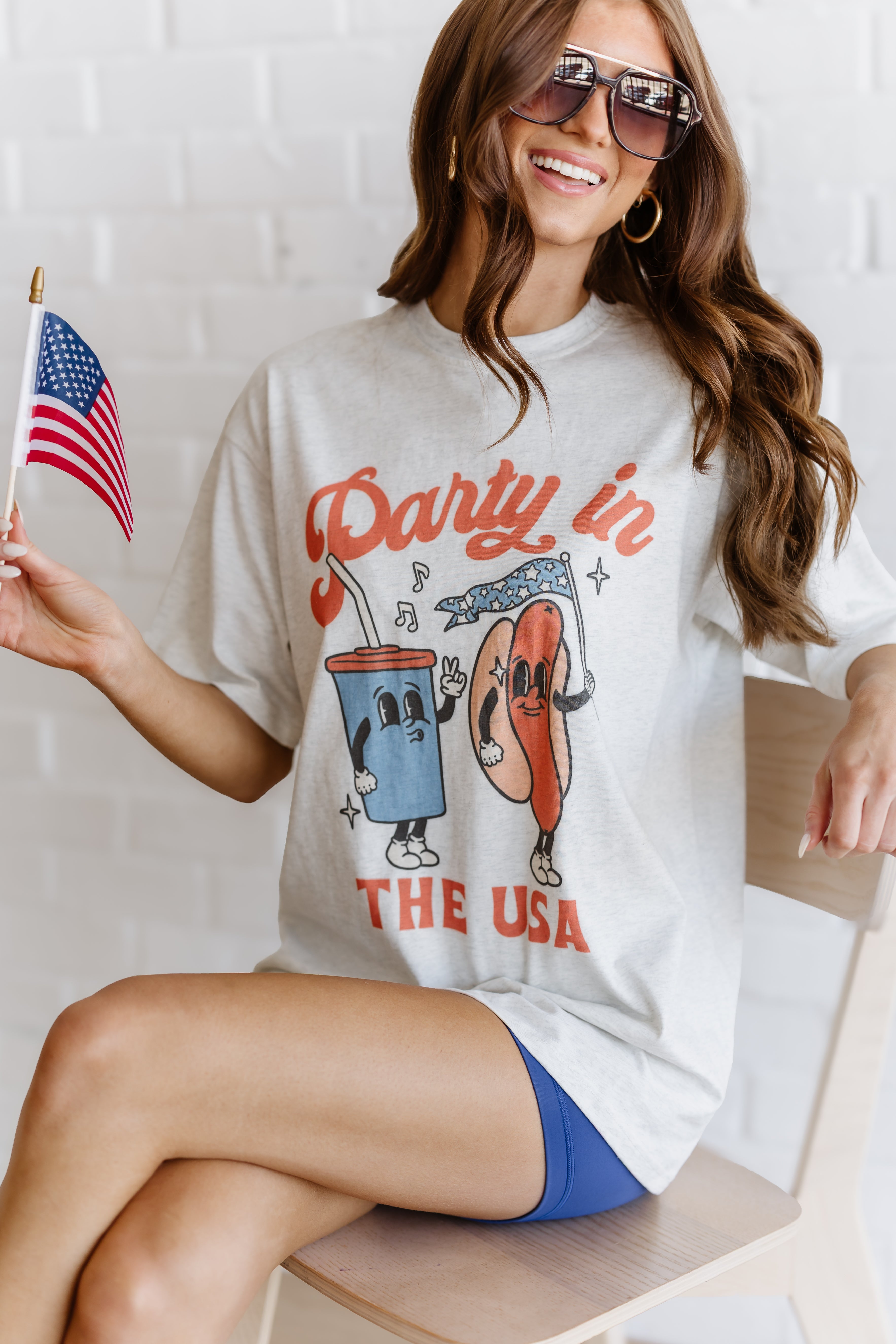 Party In The USA Graphic Tee-Pearl Grey