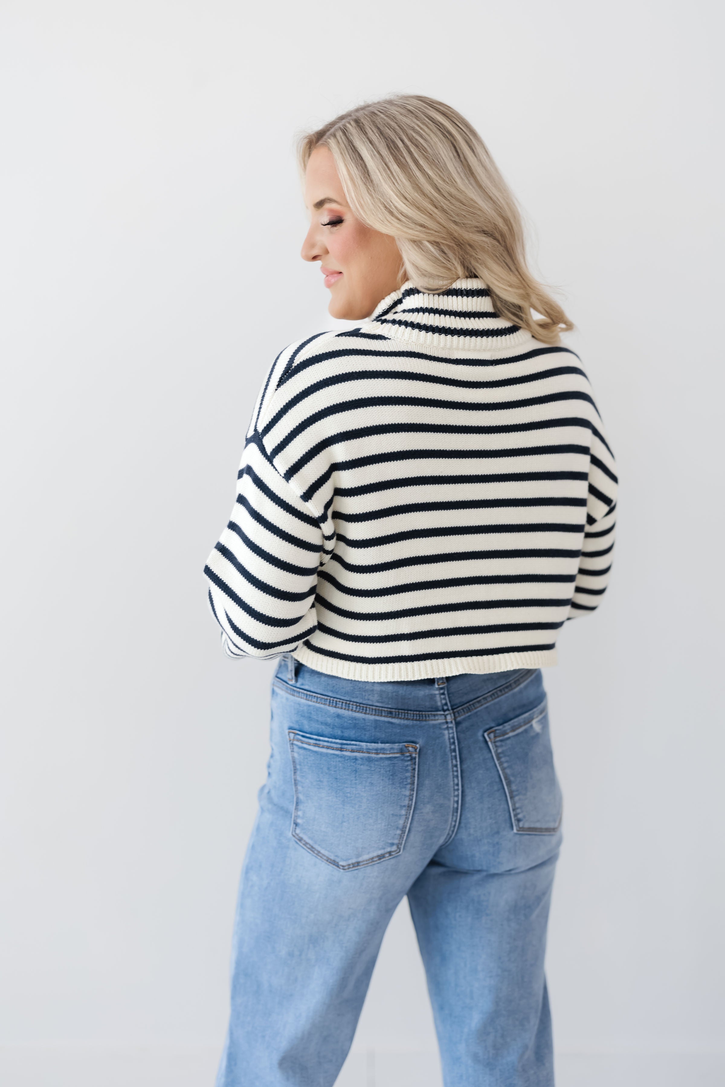 Nyla Cropped Sweater