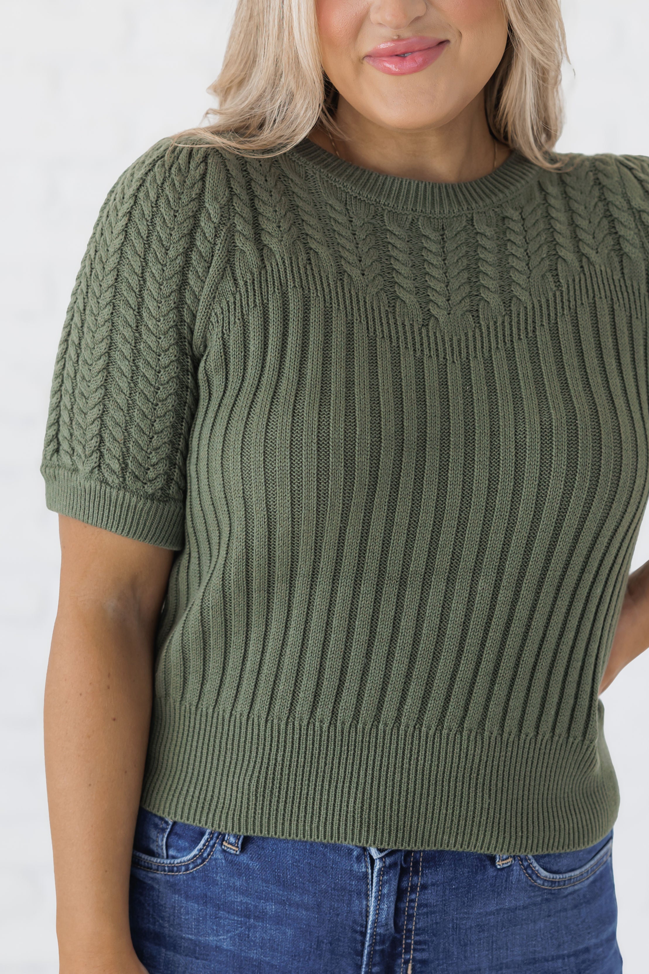 Lead The Way Sweater - Olive