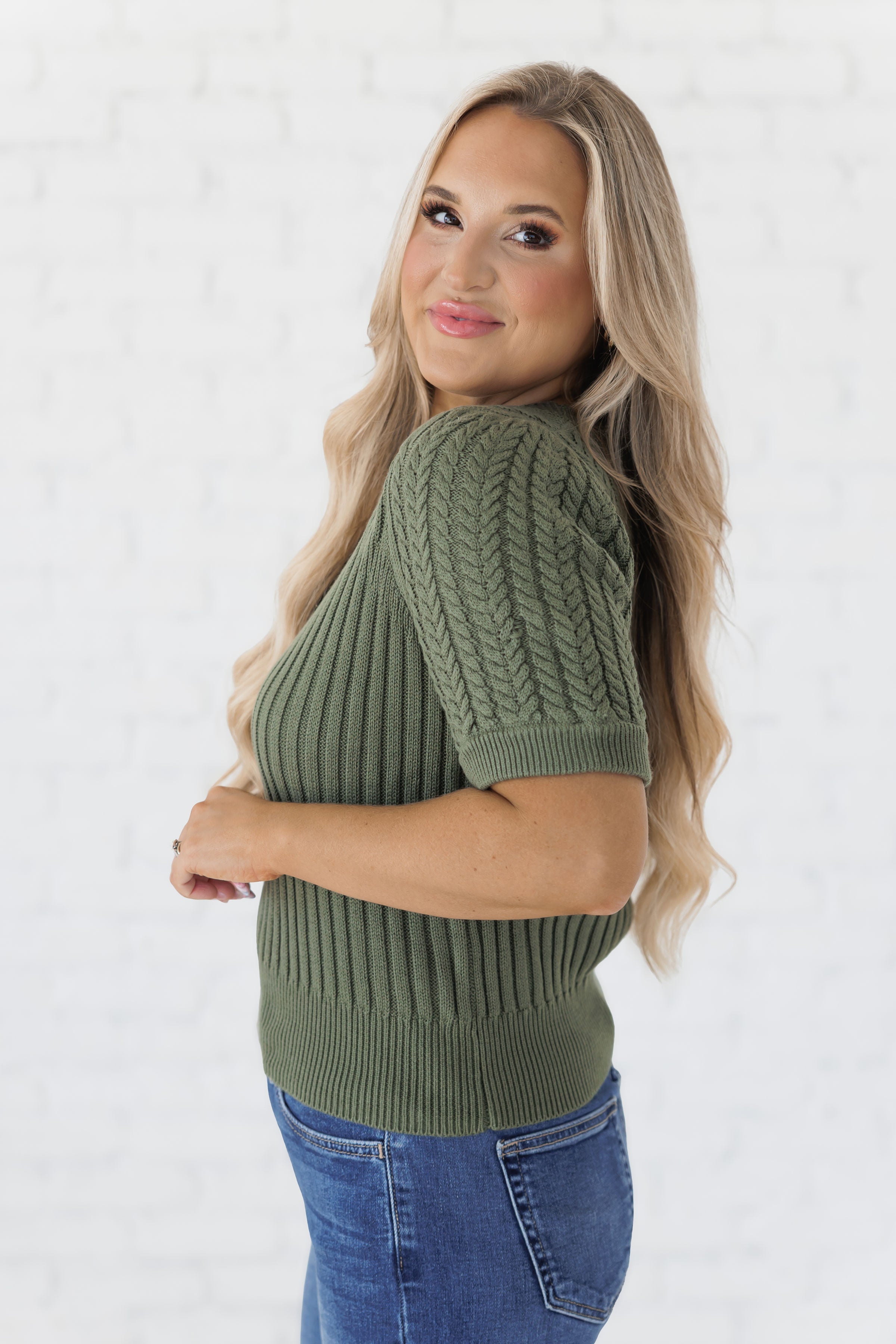 Lead The Way Sweater - Olive