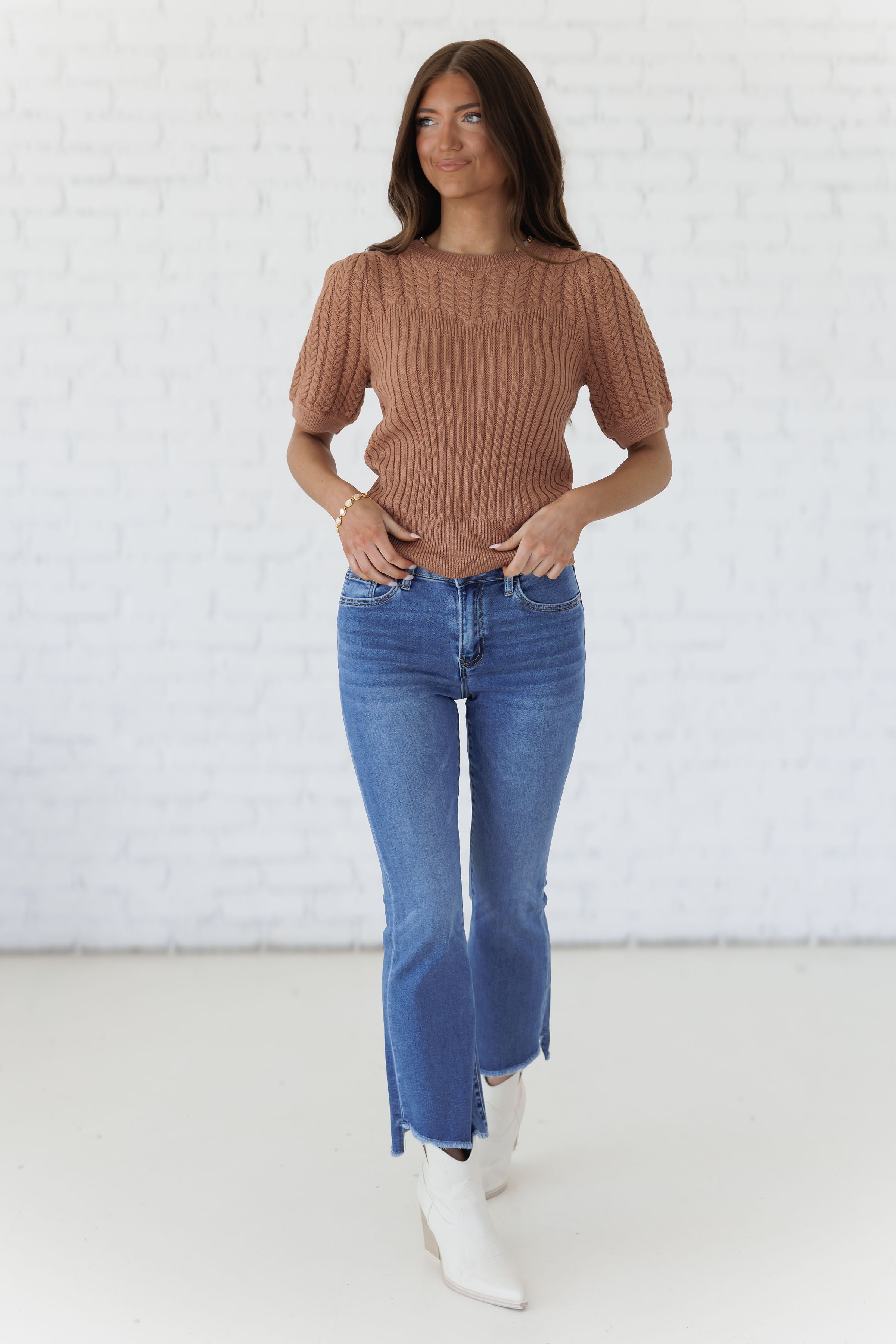 Lead The Way Sweater - Cinnamon