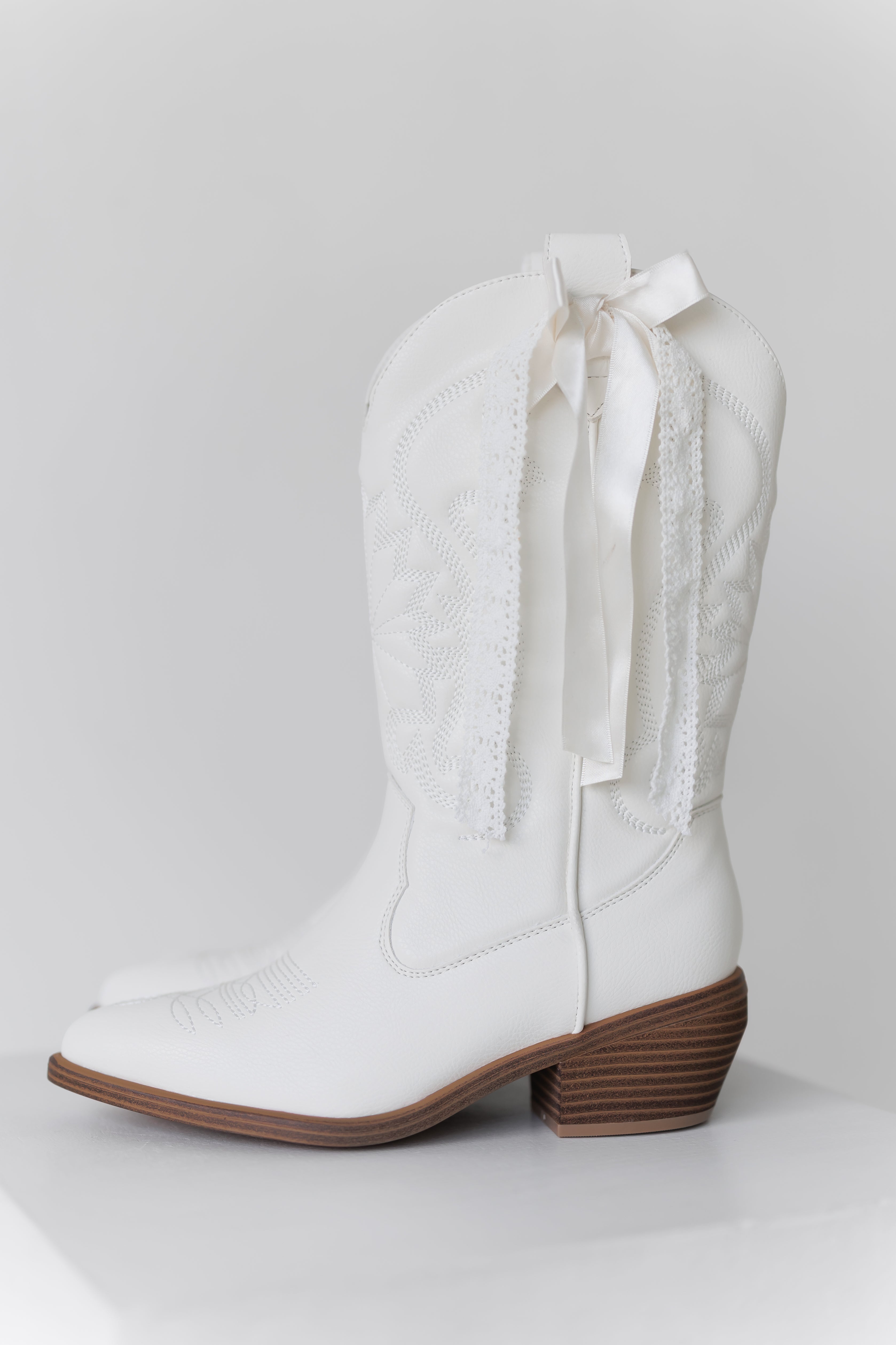MIA: Lucilla Boot - White