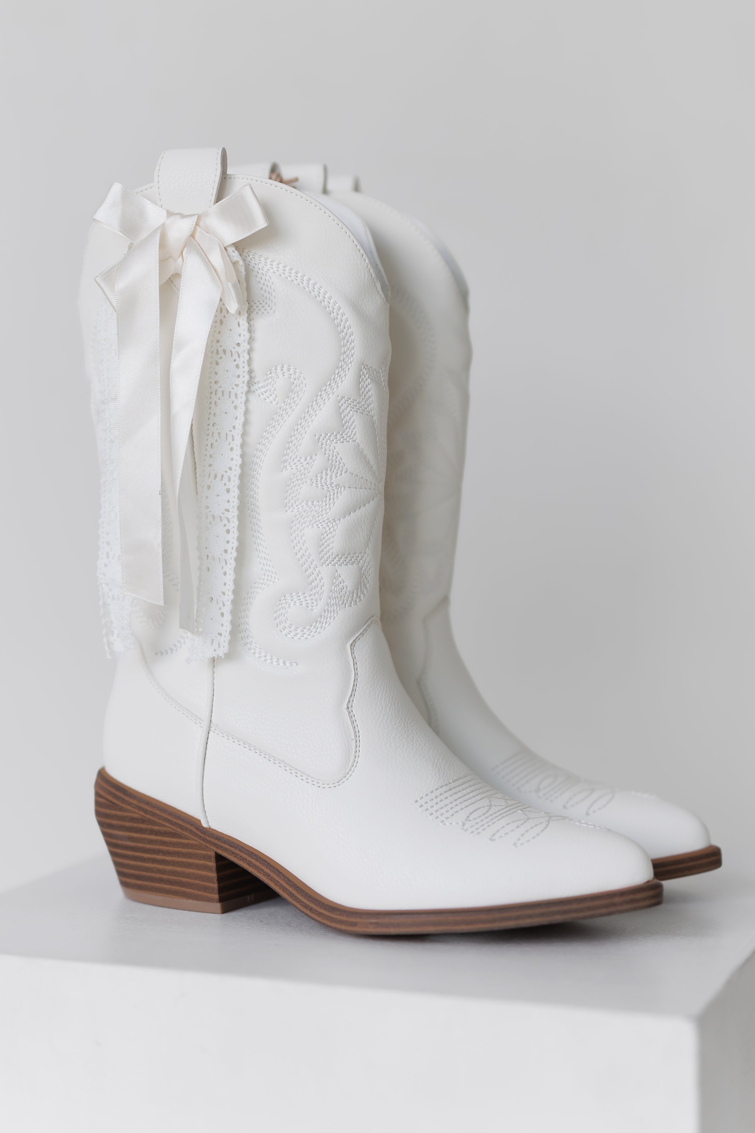 MIA: Lucilla Boot - White