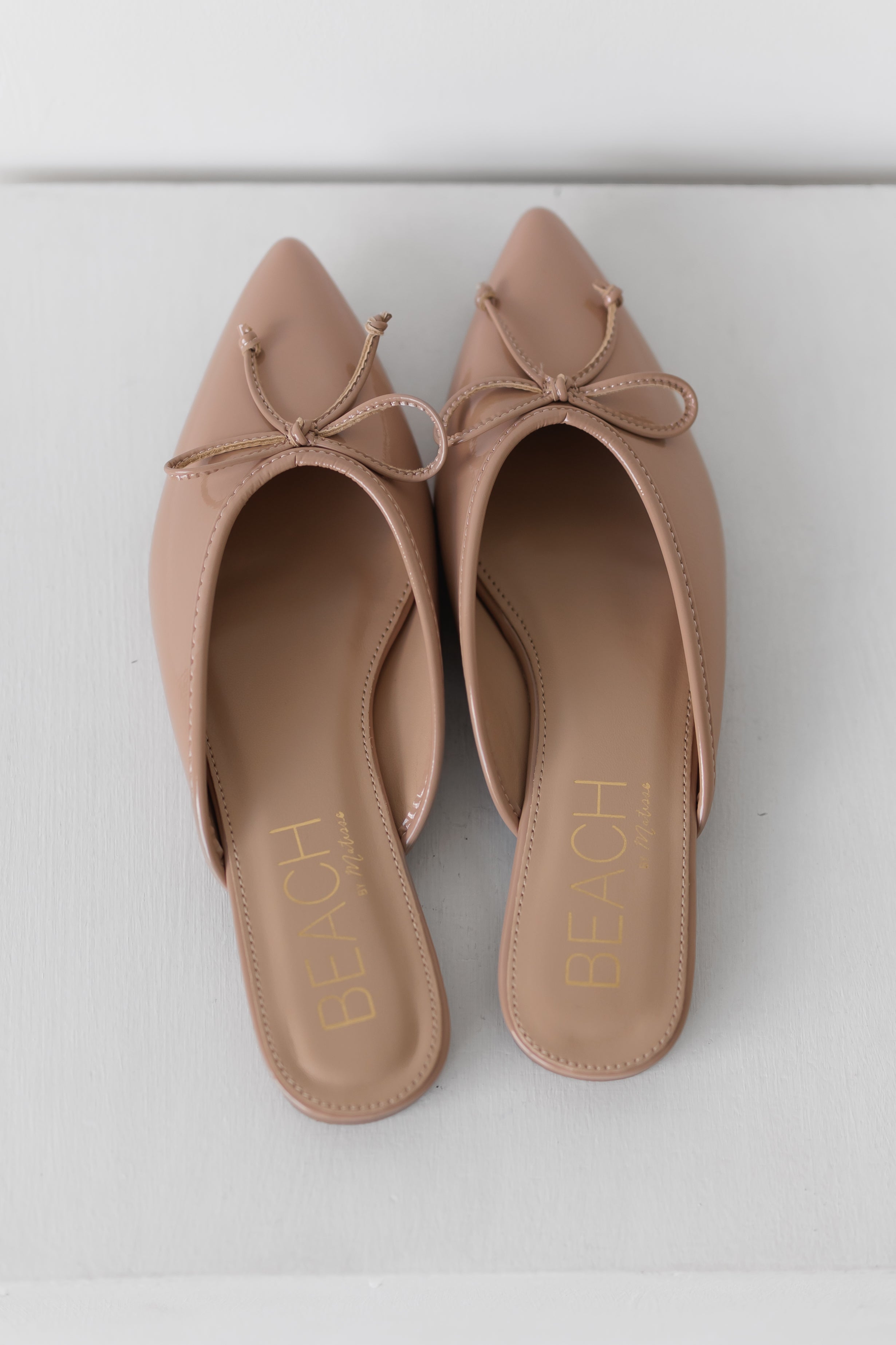 Matisse: Reggie Flat Mule - Nude