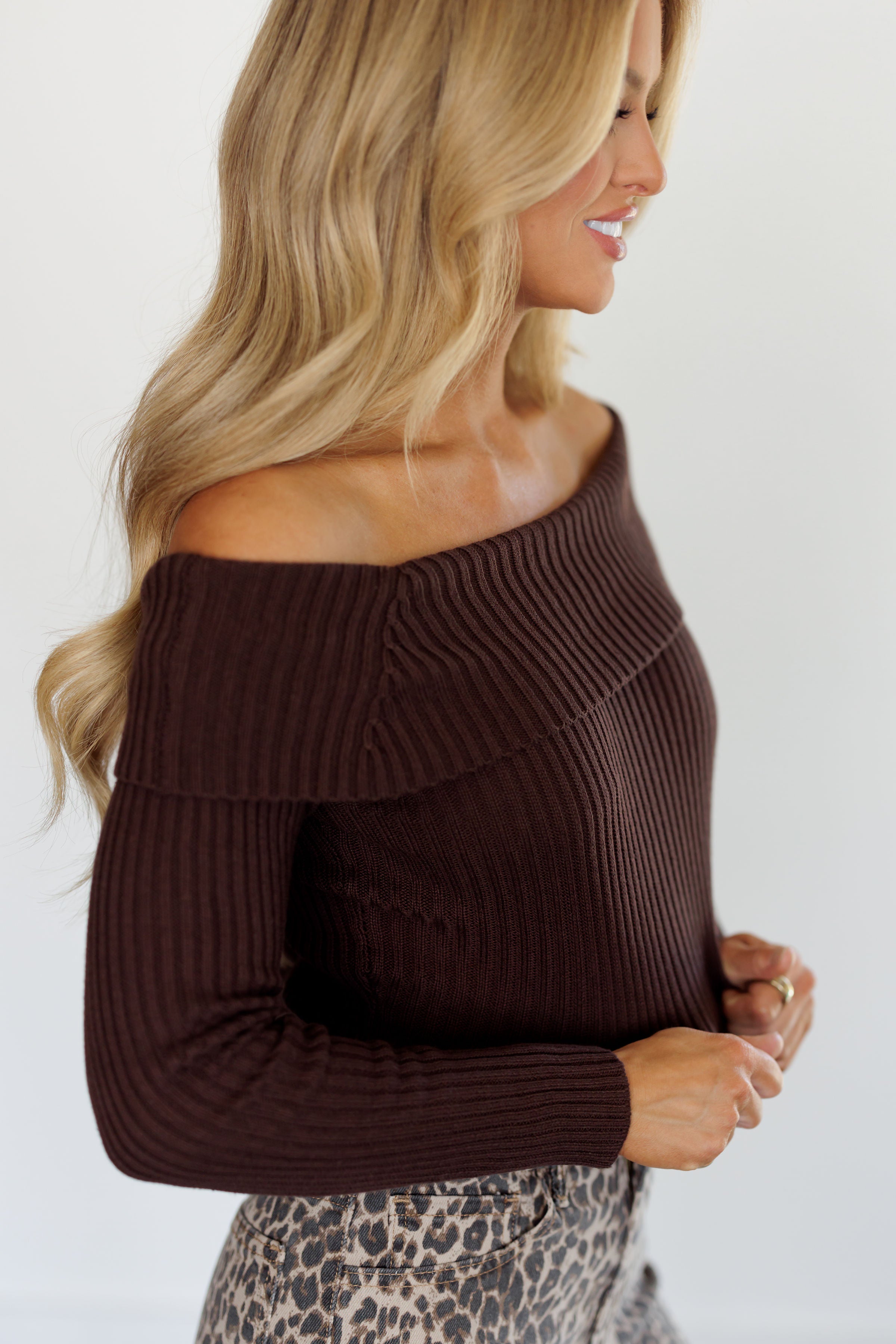 Harvest Spirit Ribbed Sweater - Brown