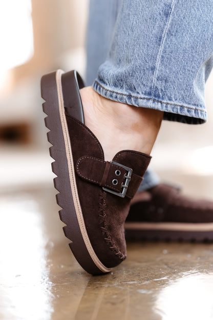 MIA: Zaina Mule - Chocolate