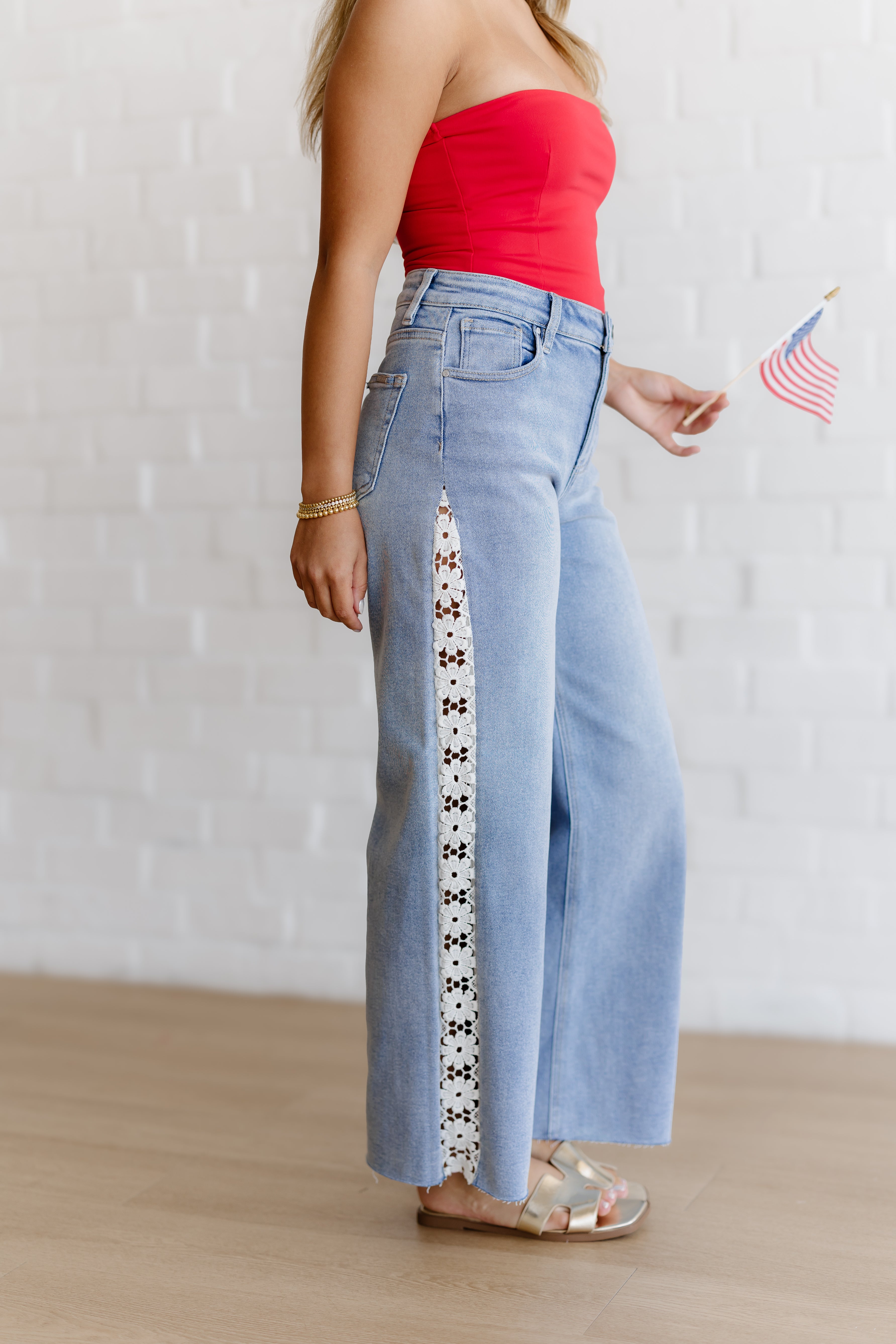 Nixon High Rise Crop Wide Flower Jeans