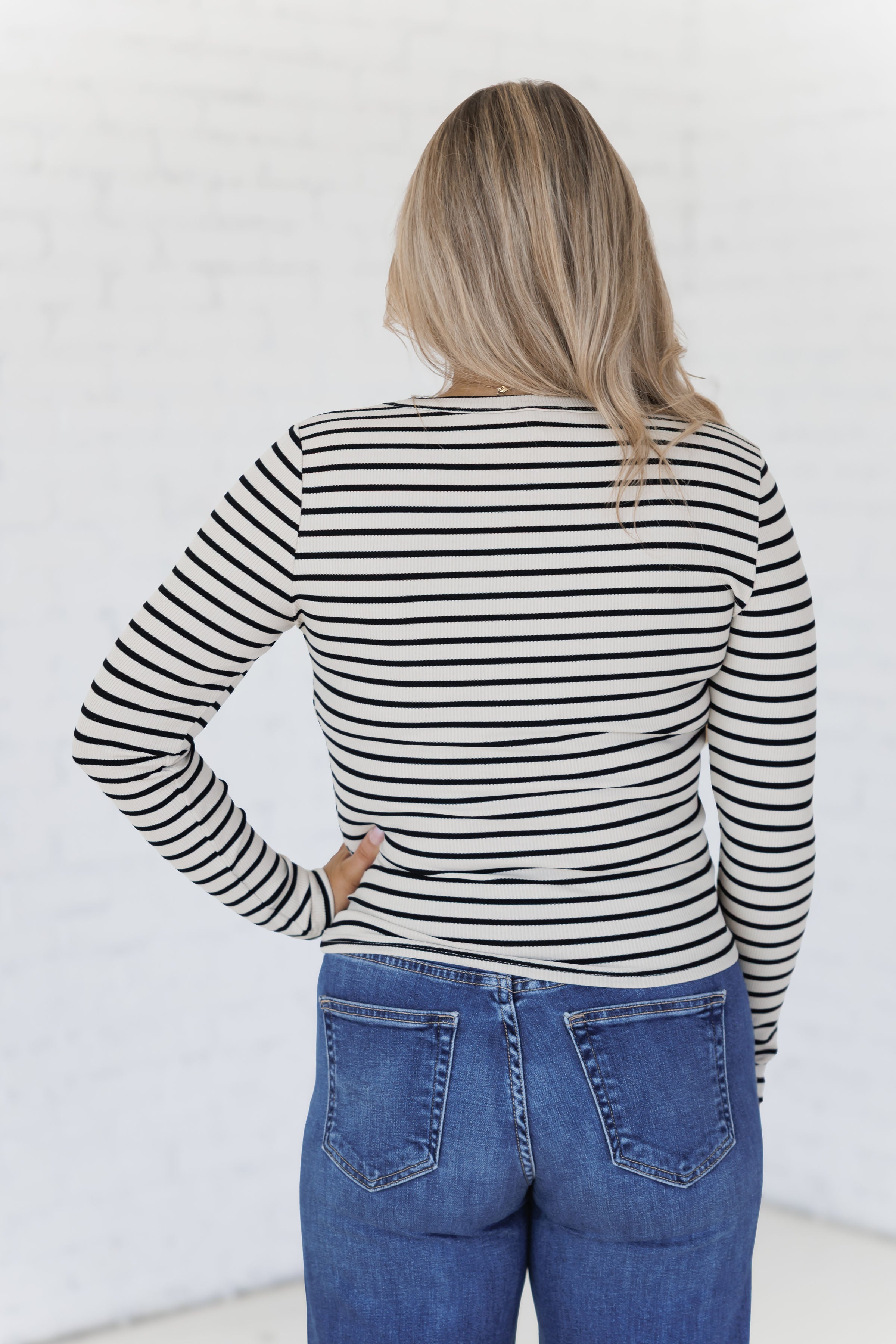 Let It Begin Top - Stone/Black