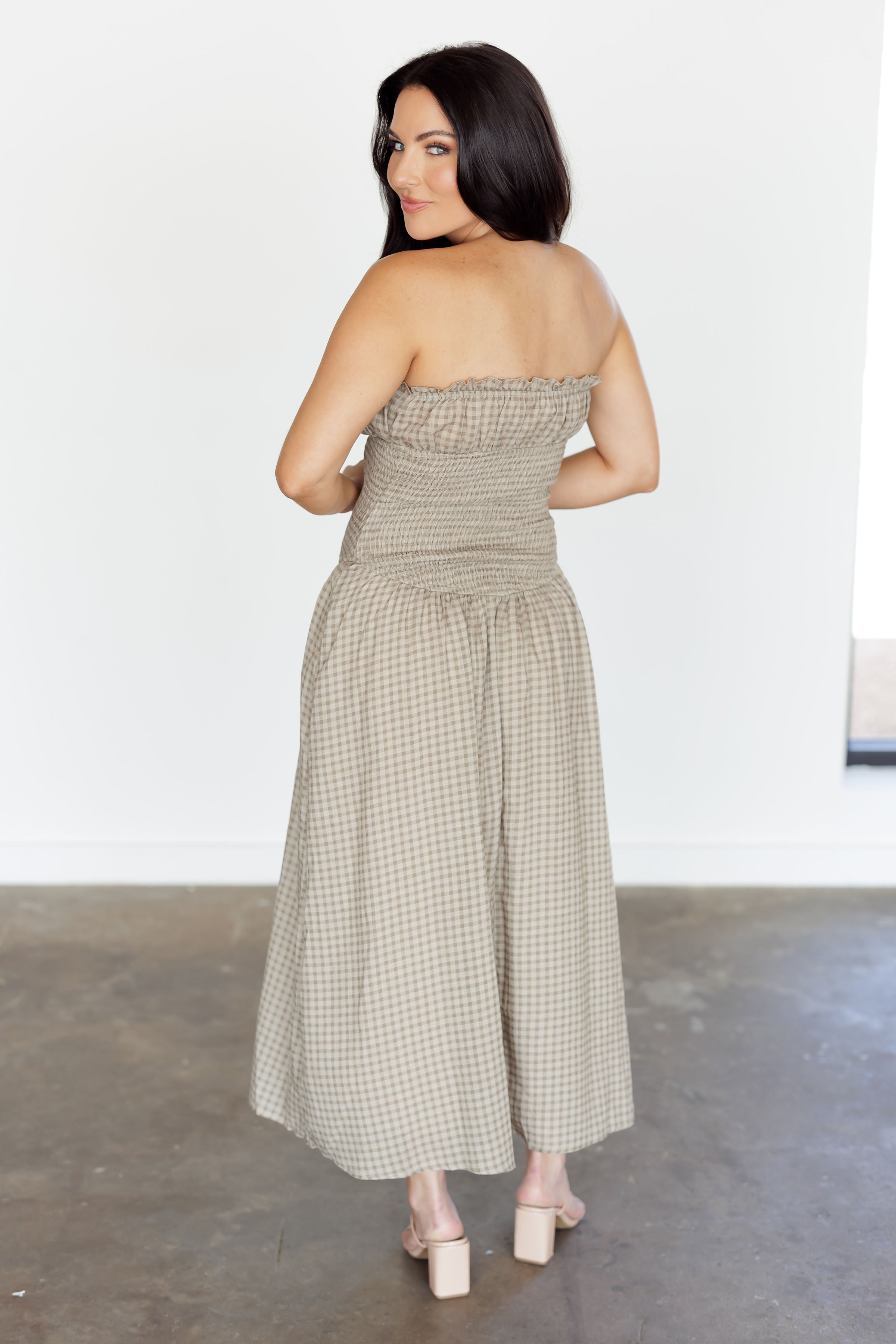 sabrina cut dress Sabrina Neckline Gown with Bow Detail VESTIDO