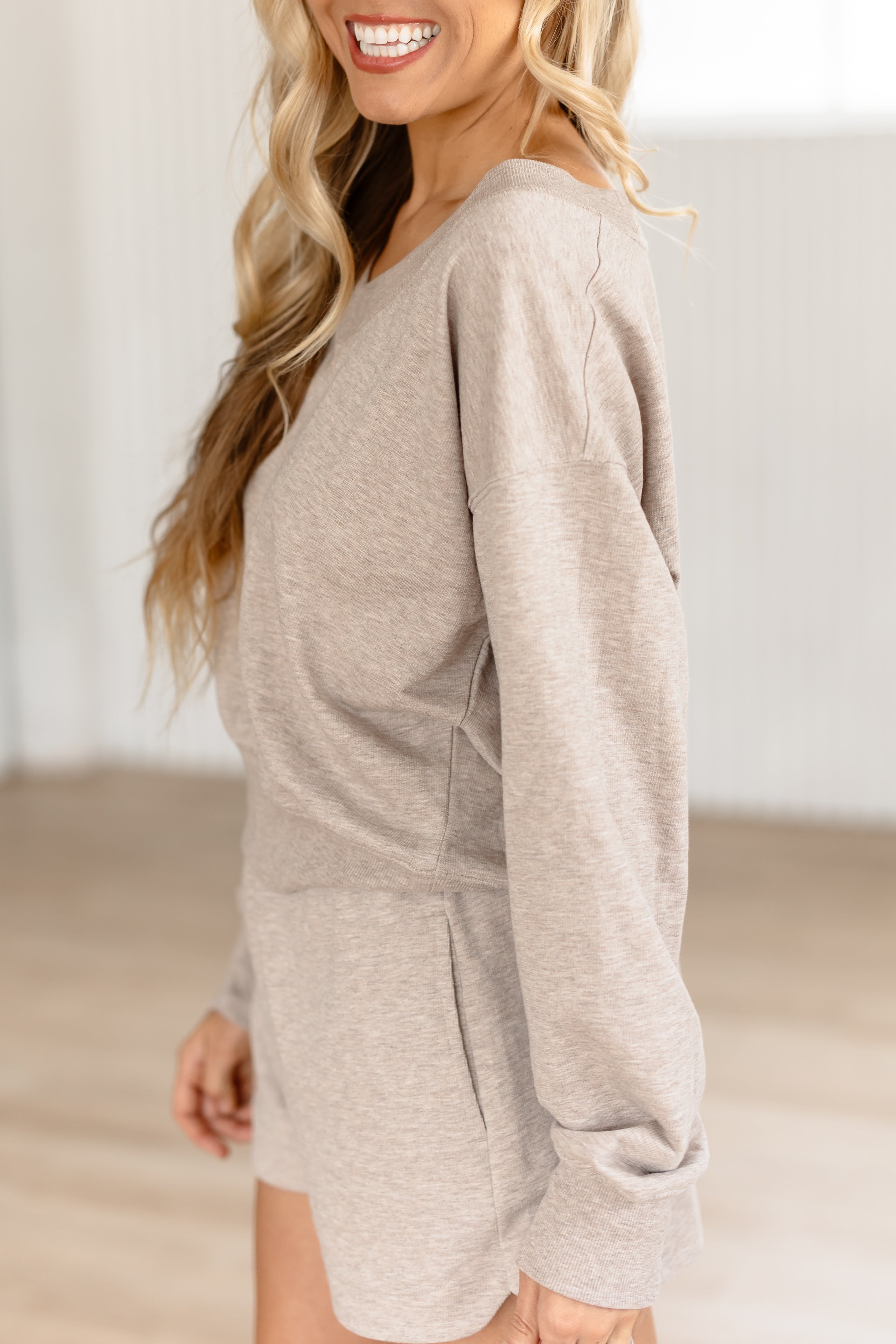 Relaxed Living Pullover - Heather Ash