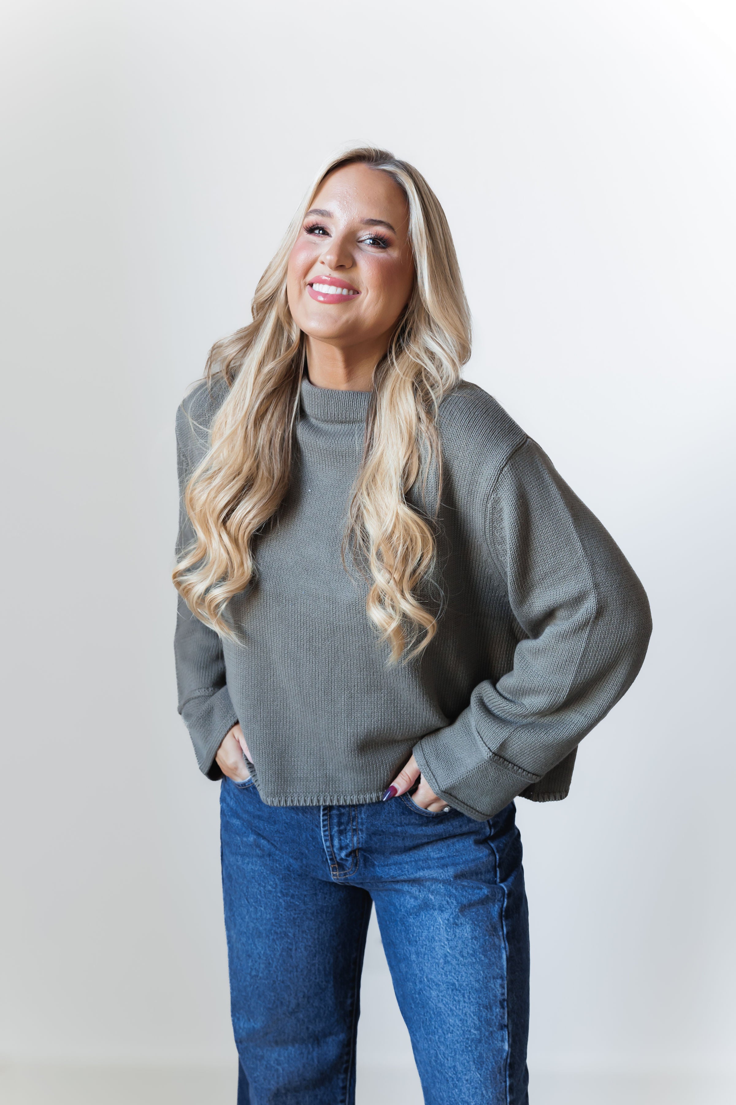 Open Road Sweater - Olive
