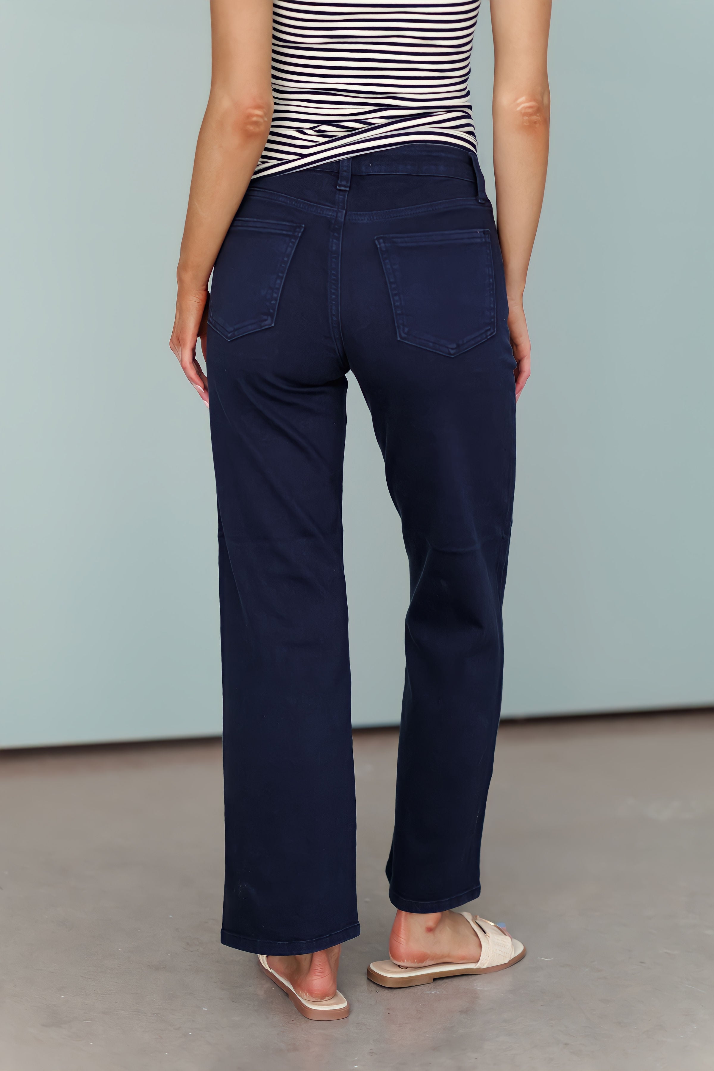 Wyatt Utility Pocket Relaxed Jeans - Navy