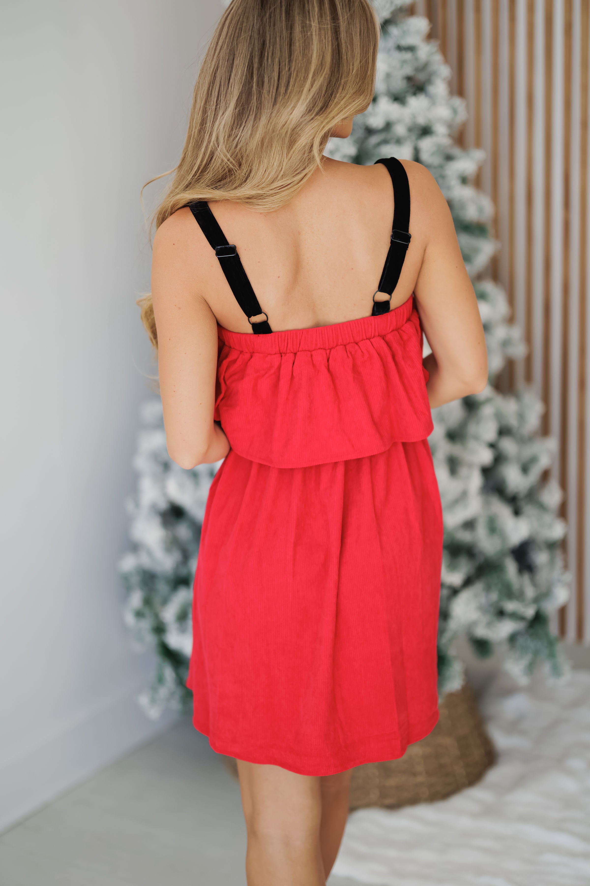 Holiday Vibes Dress - Red