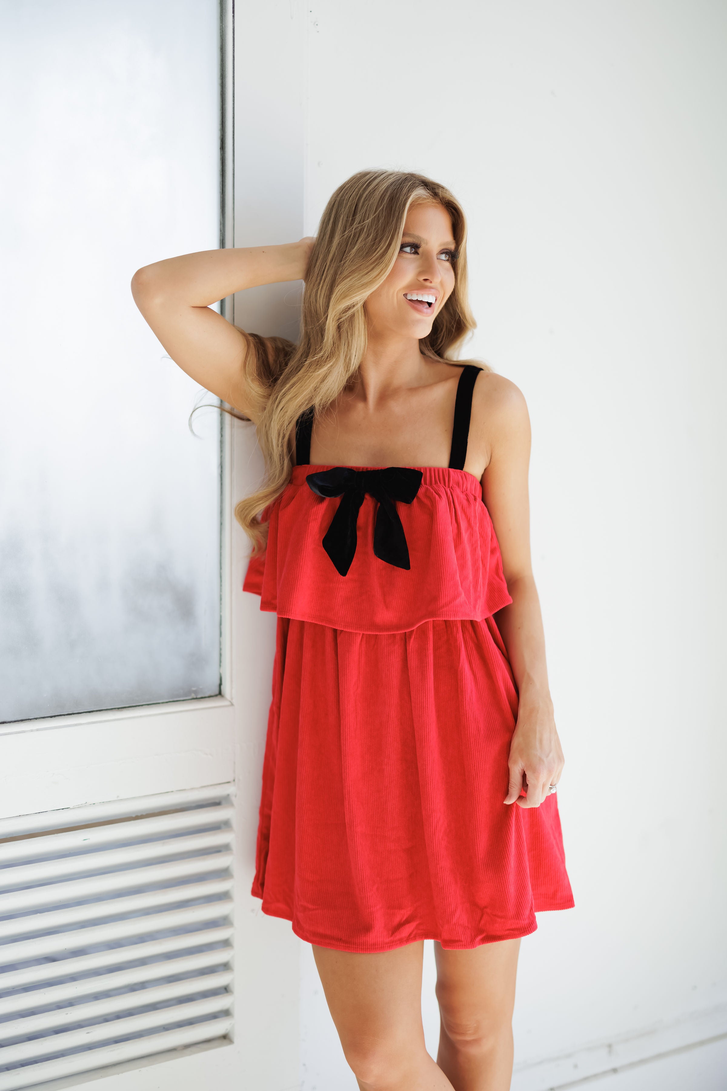 Holiday Vibes Dress - Red