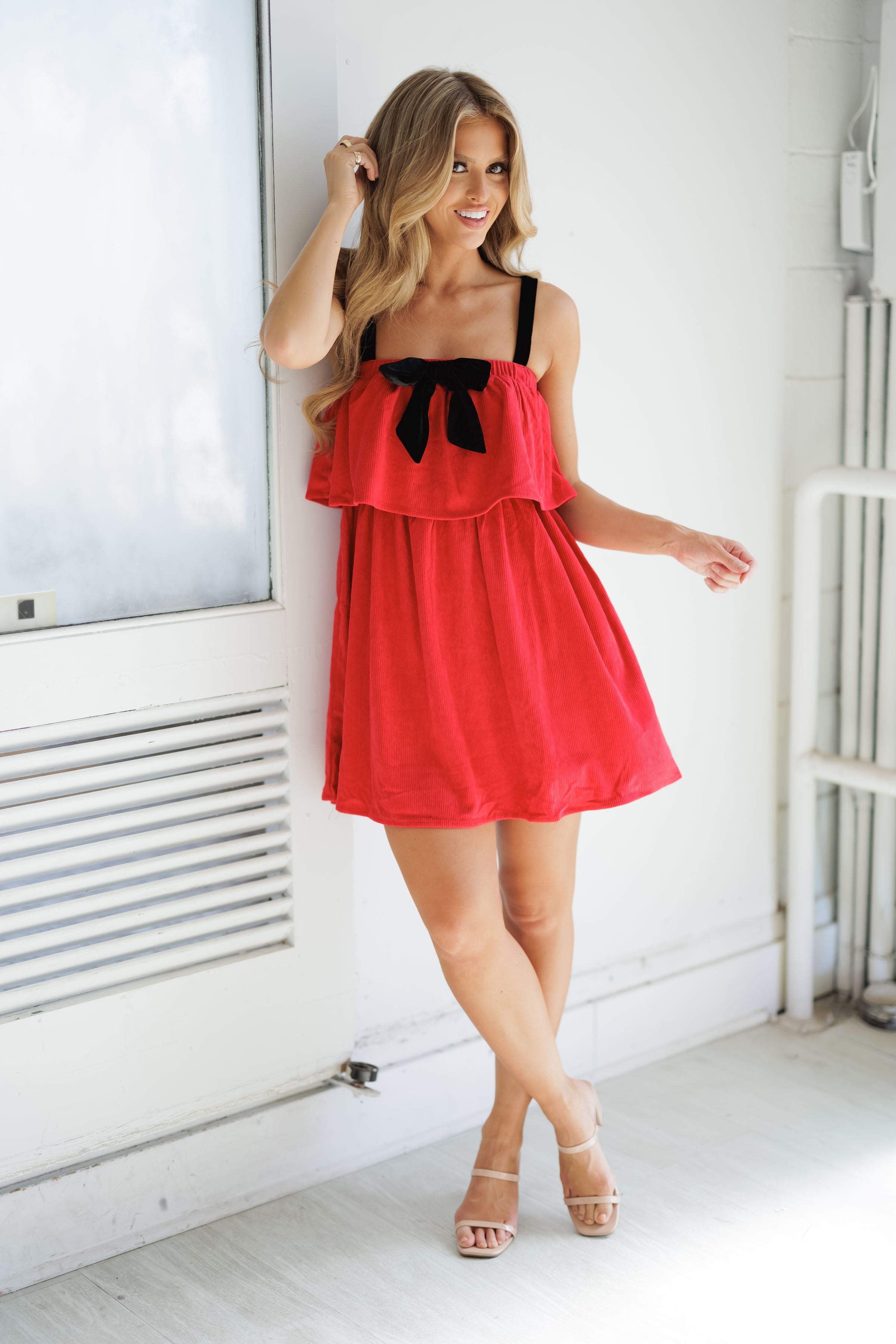 Holiday Vibes Dress - Red