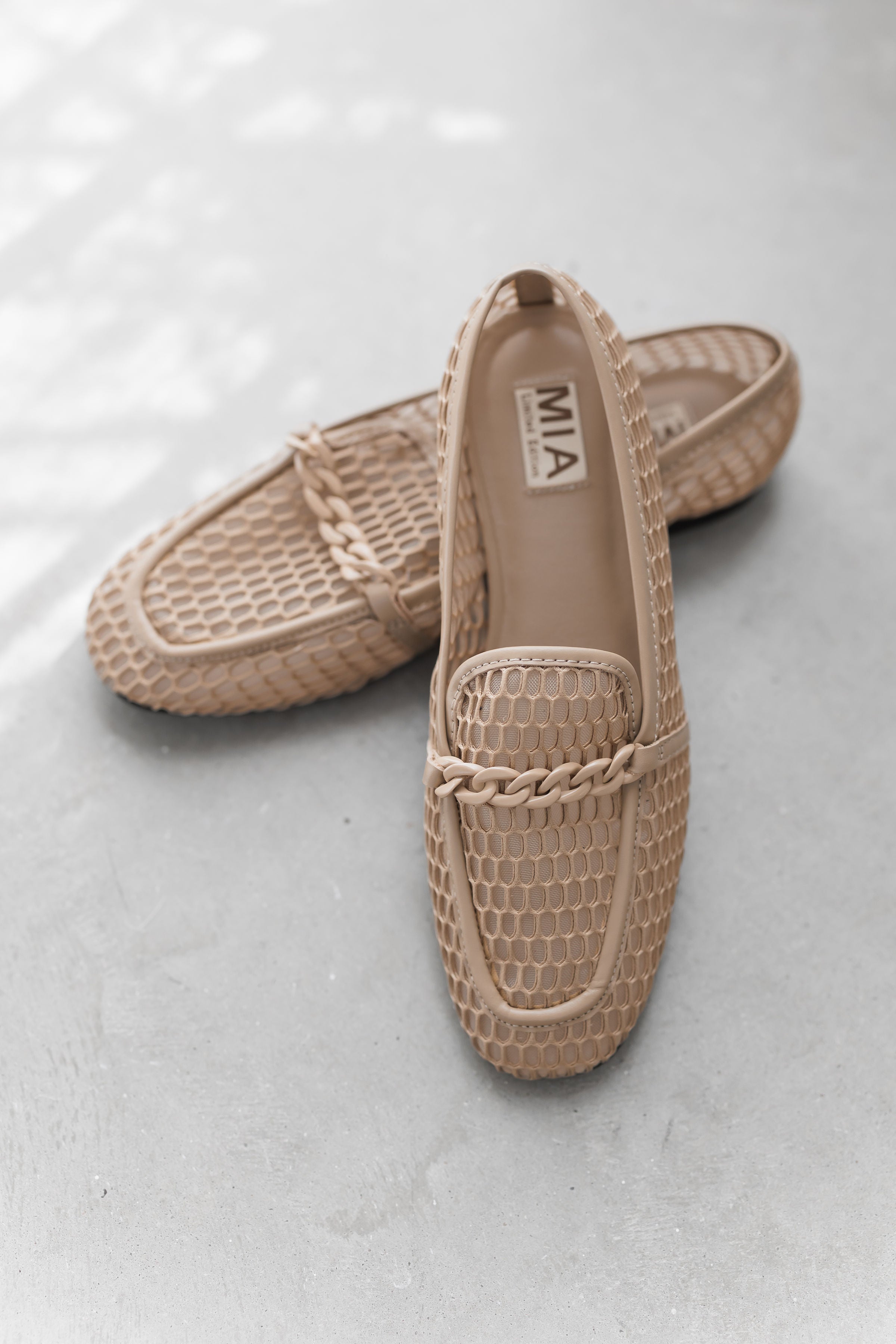 MIA: Bailee Flat - Camel