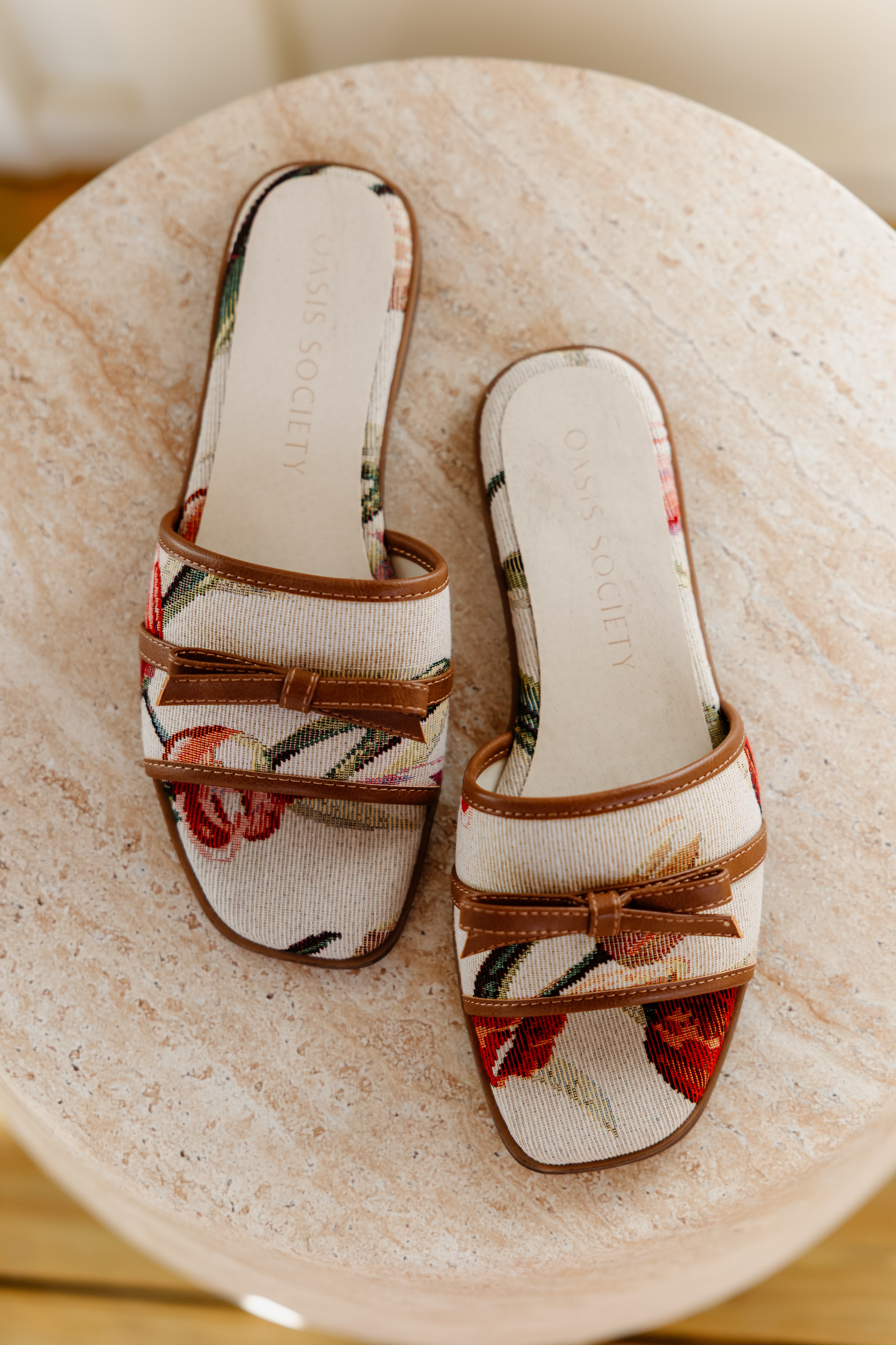 Andrea Bow Raffia Sandal-Beige Tulip