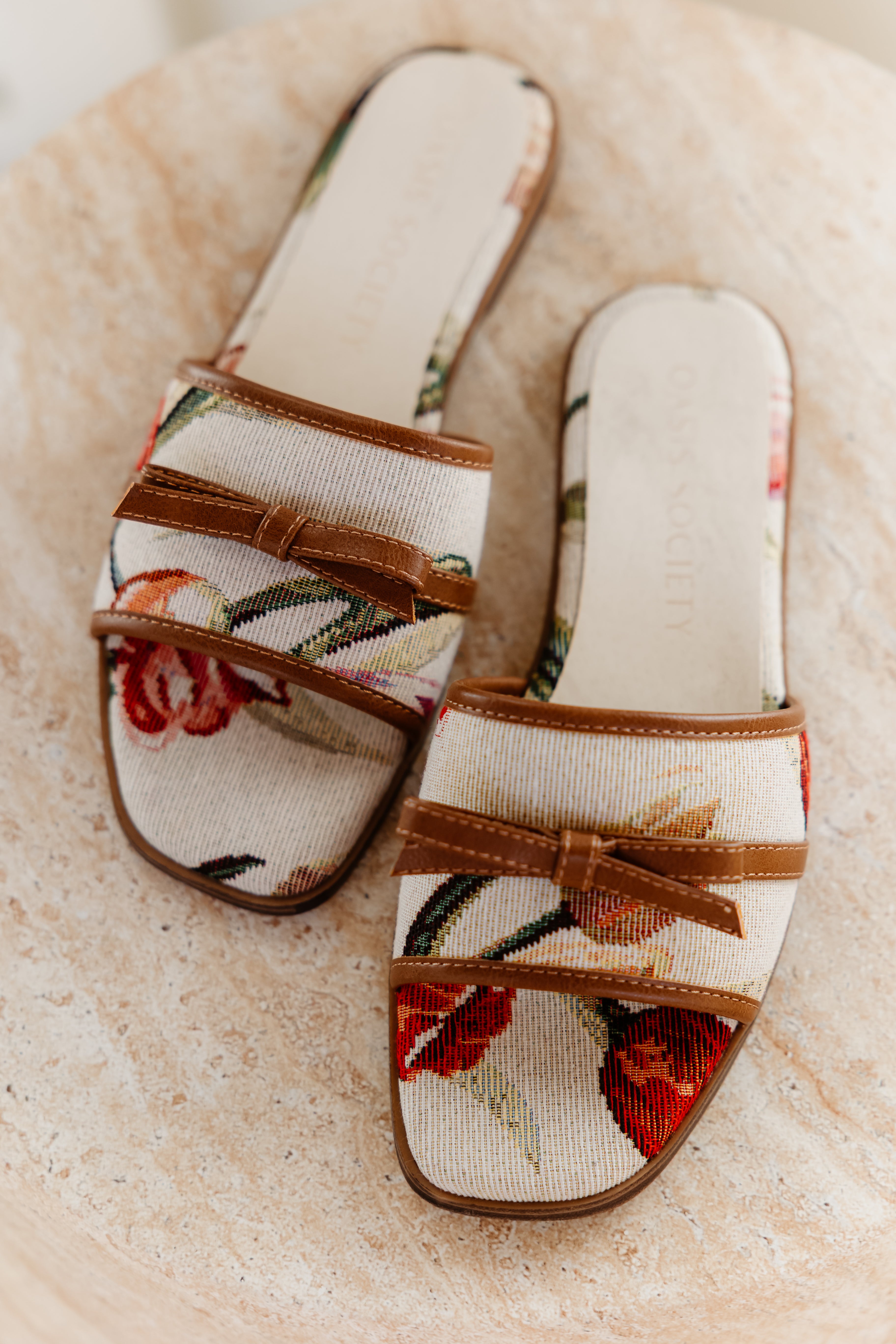 Andrea Bow Raffia Sandal-Beige Tulip