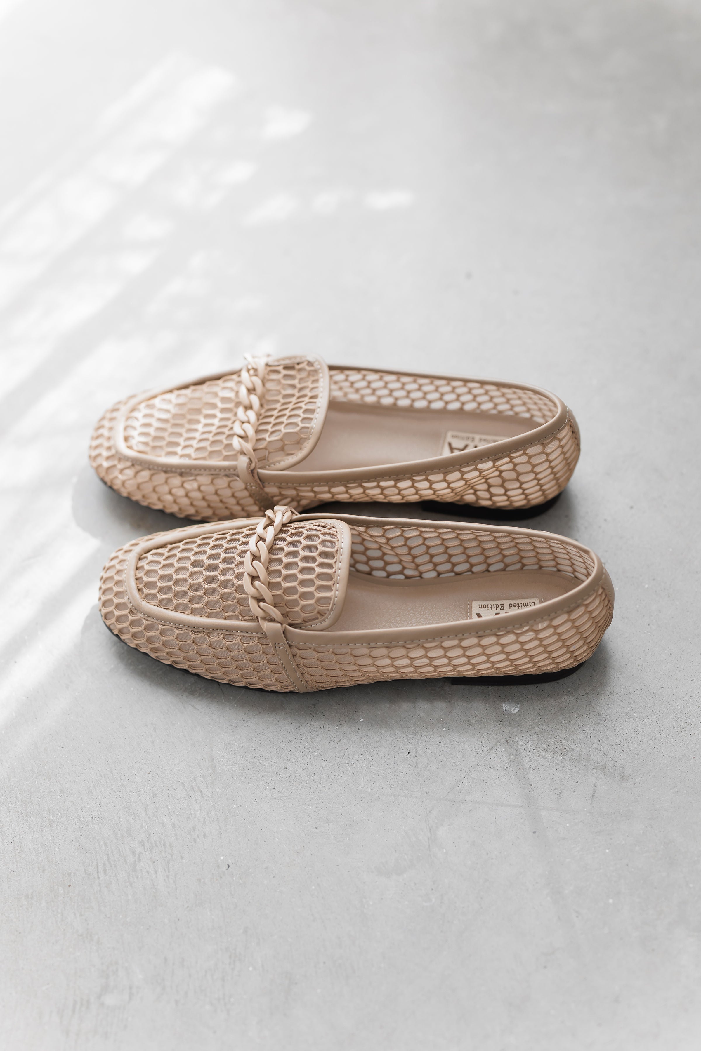 MIA: Bailee Flat - Camel
