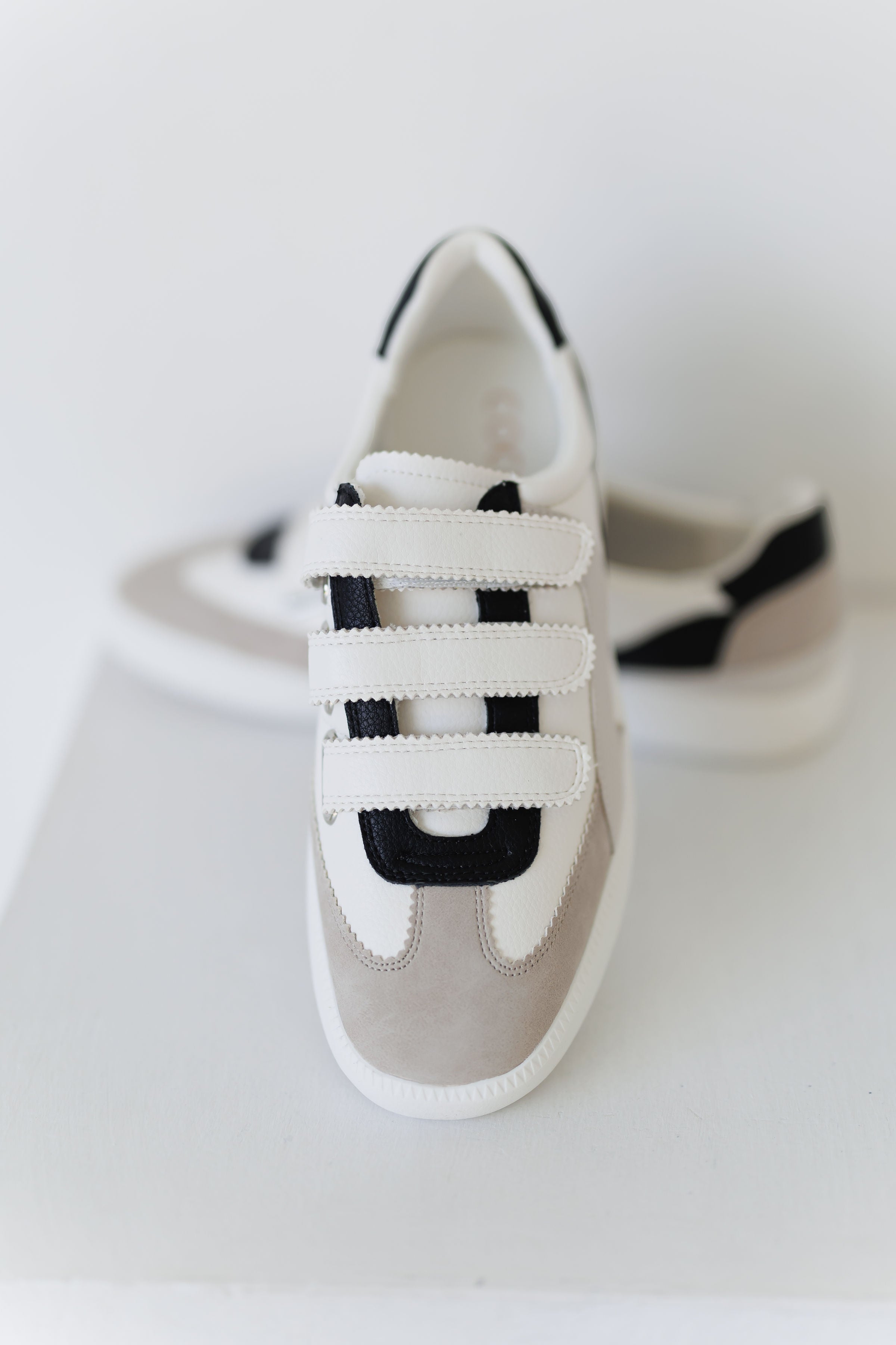 Matisse: Lizzie Sneaker - White Multi