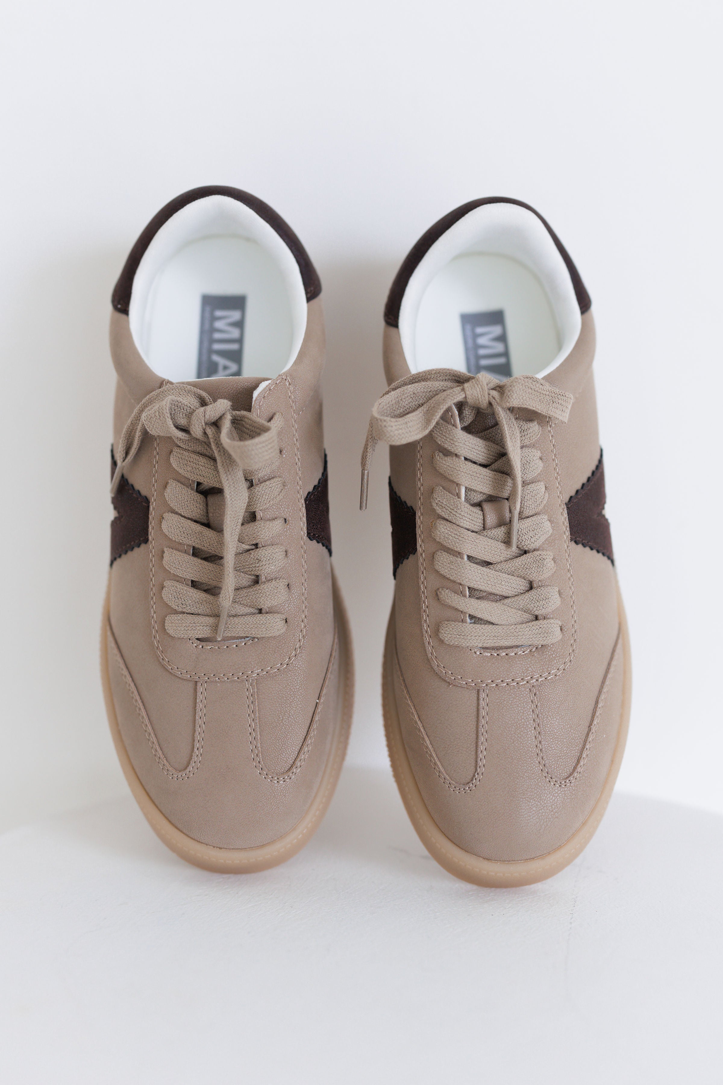 MIA: Axel Sneaker - Stone/Chocolate