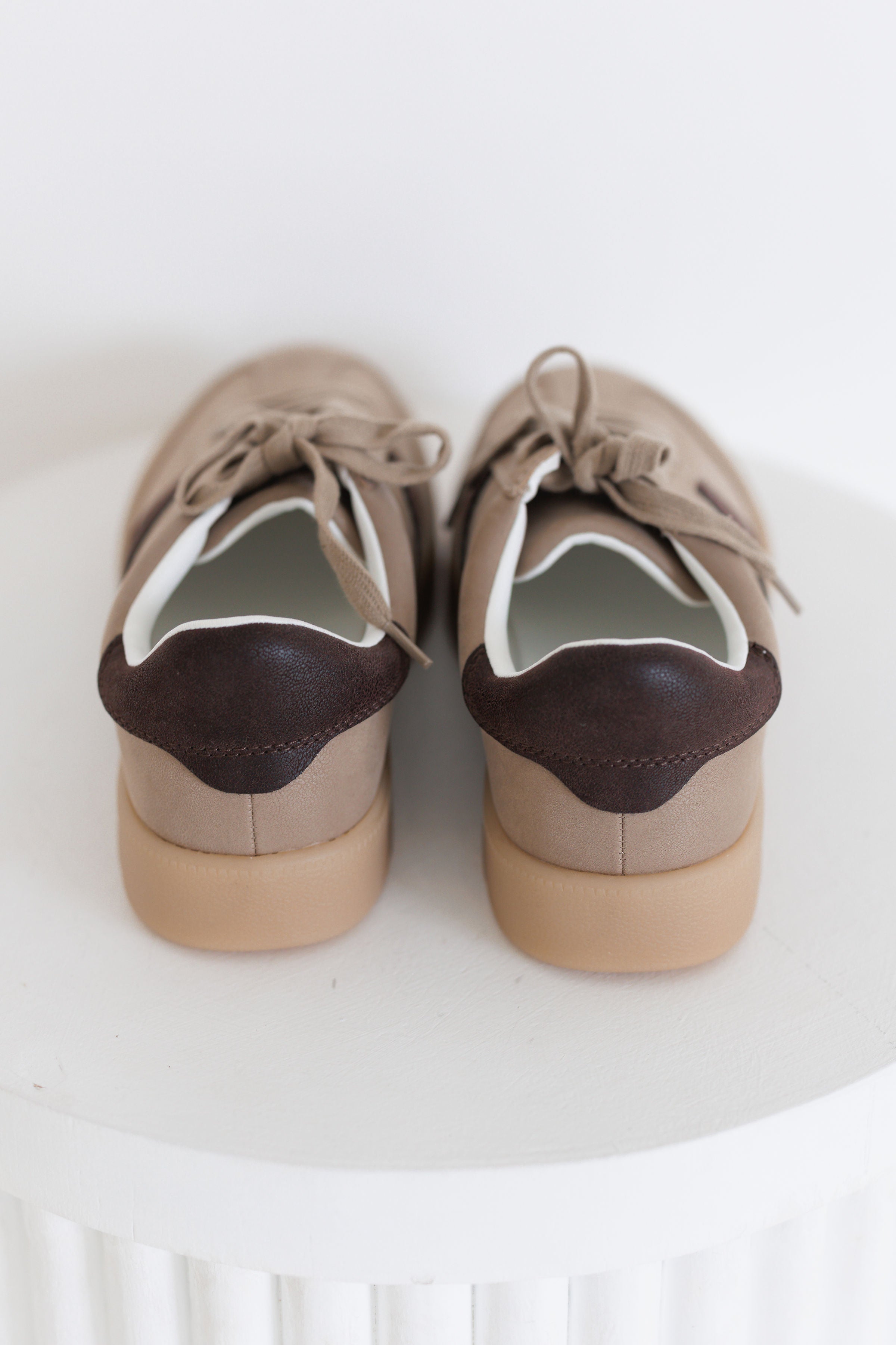MIA: Axel Sneaker - Stone/Chocolate