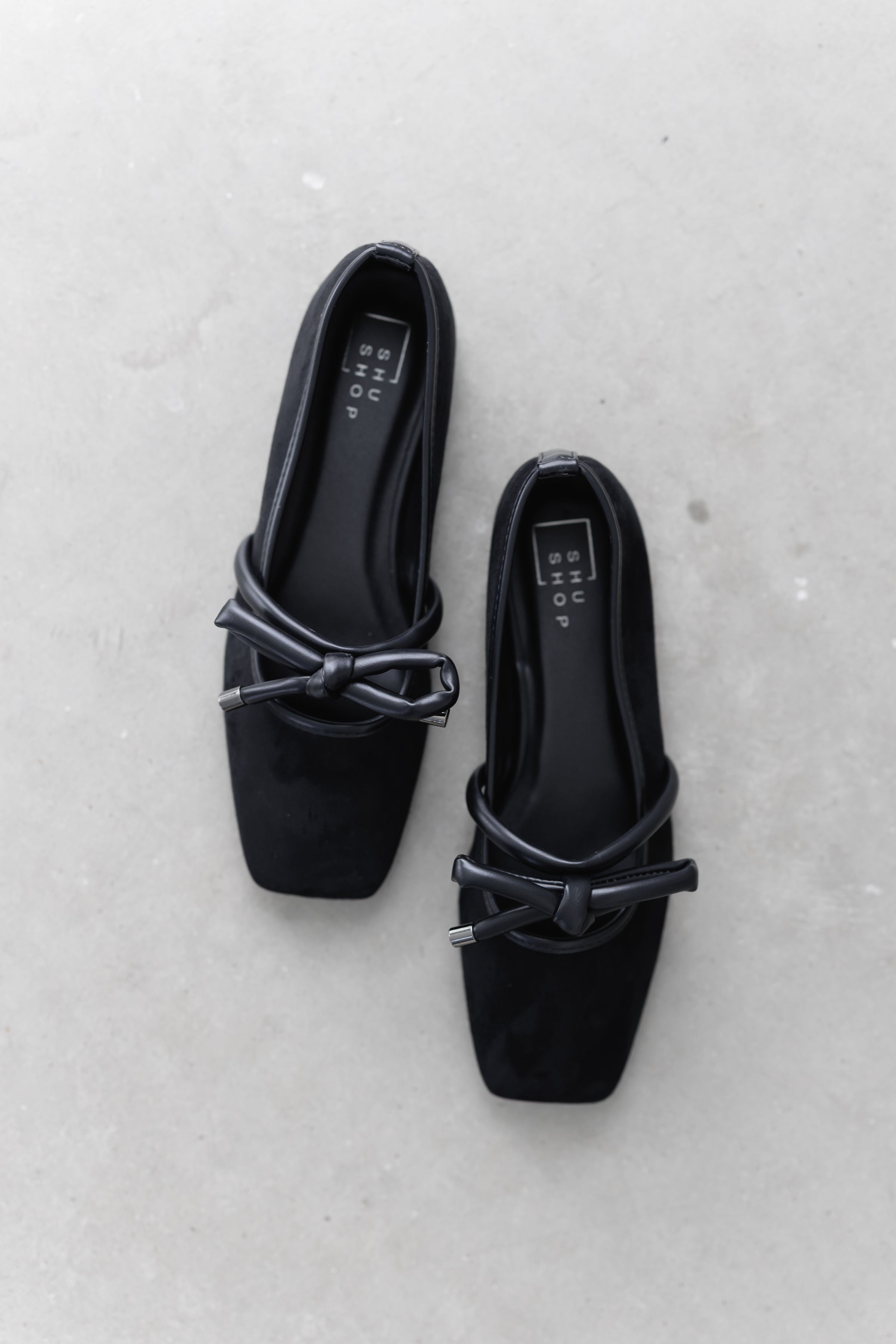 ShuShop: Adriana Flat - Black Suede